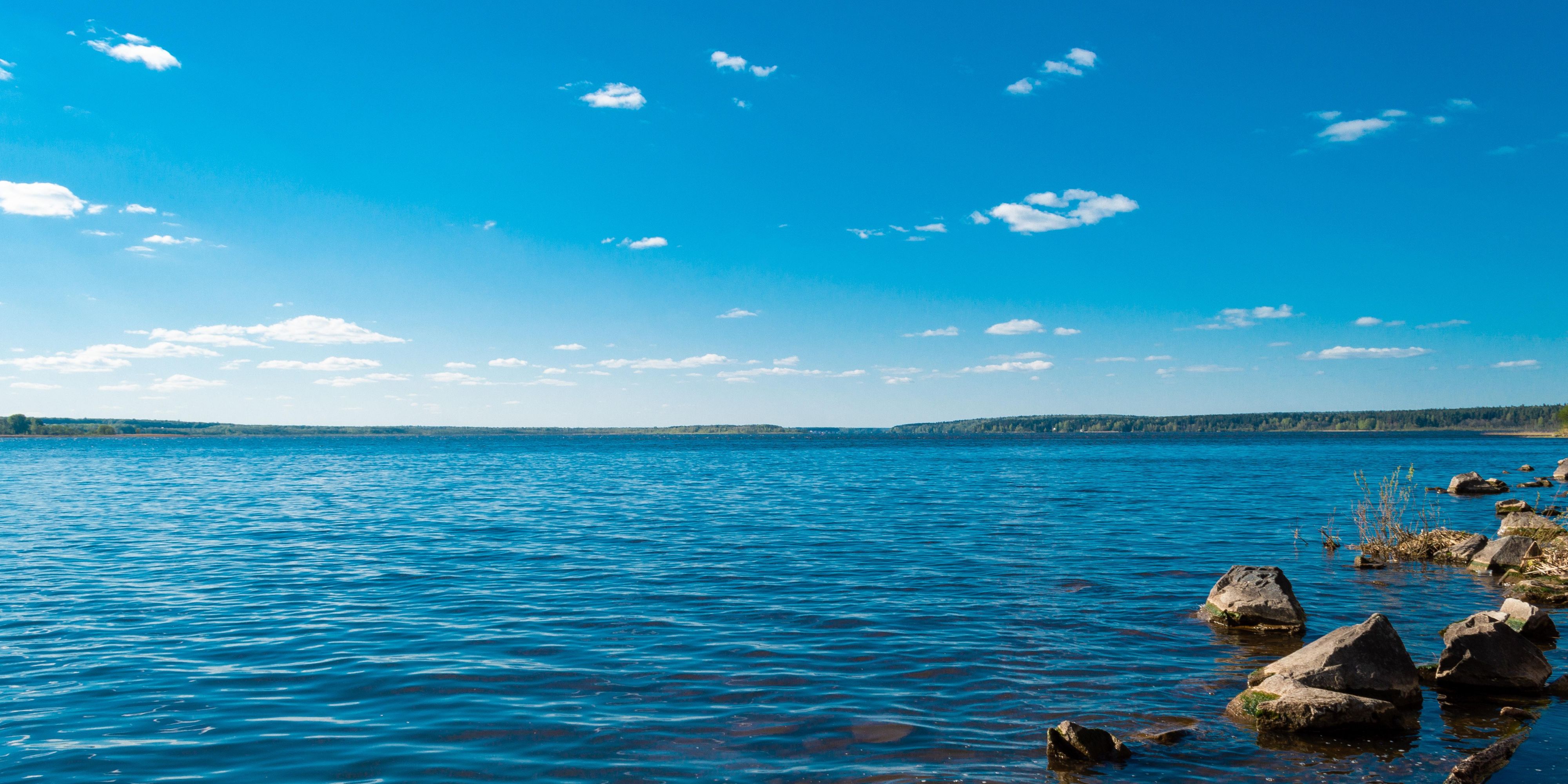 Stay with us to enjoy a weekend getaway at Lake Conroe. We are just minutes away. 