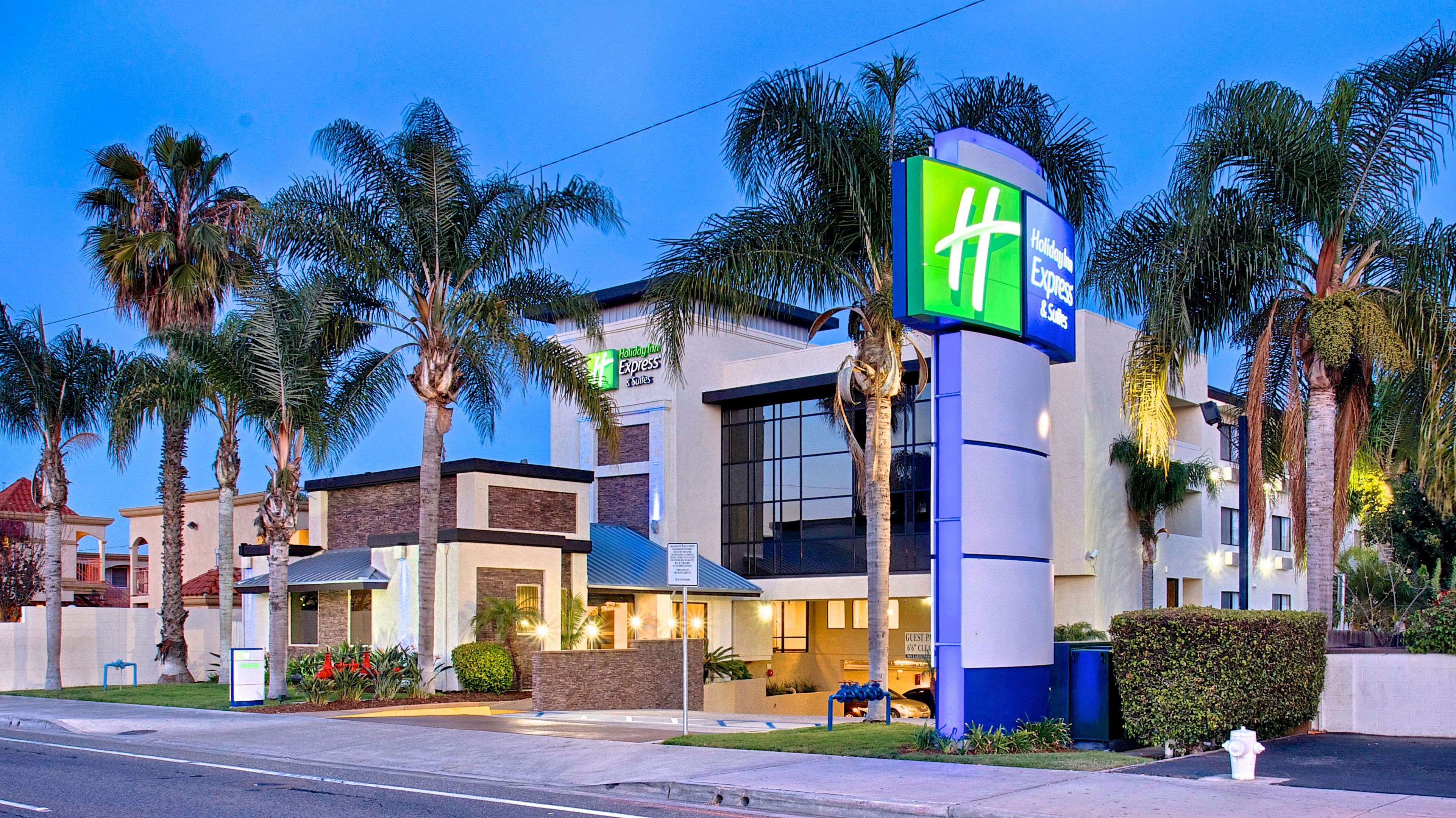 COSTA MESA