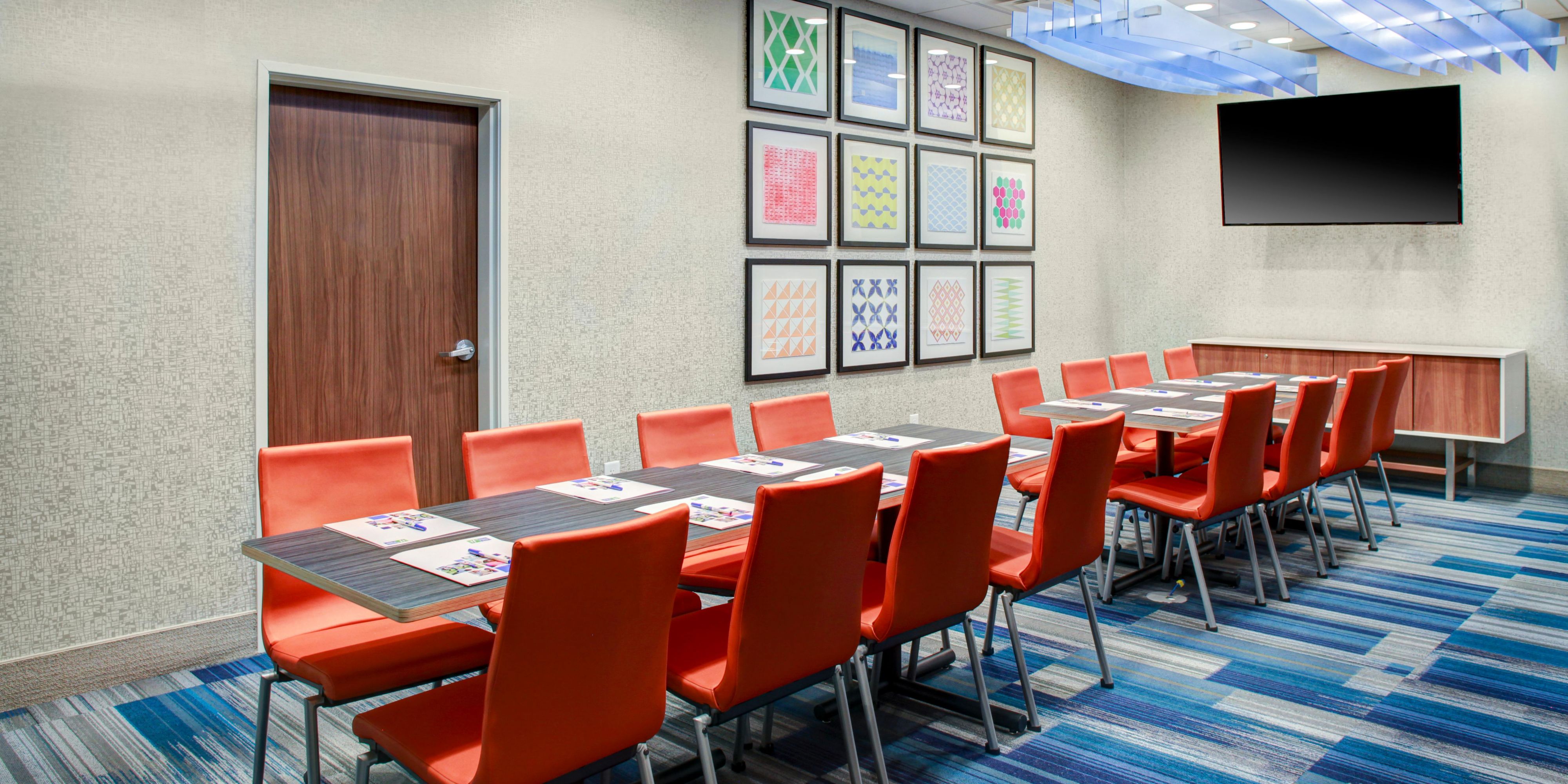 Our spacious board room will comfortably host up to 25 guests for your next corporate training or business meeting. We have the latest AV equipment available and food and beverage services can be prepared in advance so your meeting can run flawlessly. Our team is ready and available to take care of all of the details, so you don't have to. 