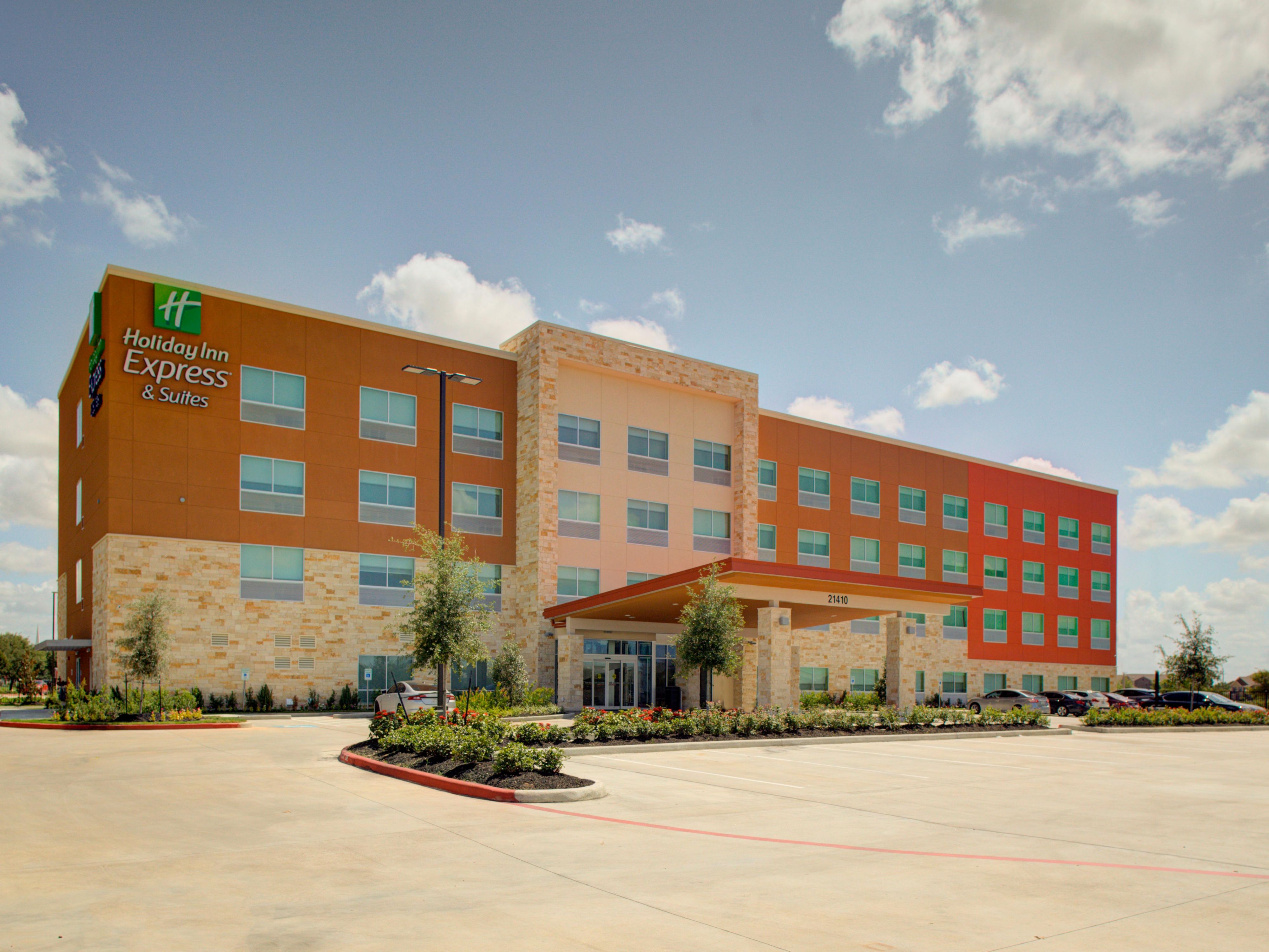 Hotels In Cypress, TX | Holiday Inn Express & Suites ...