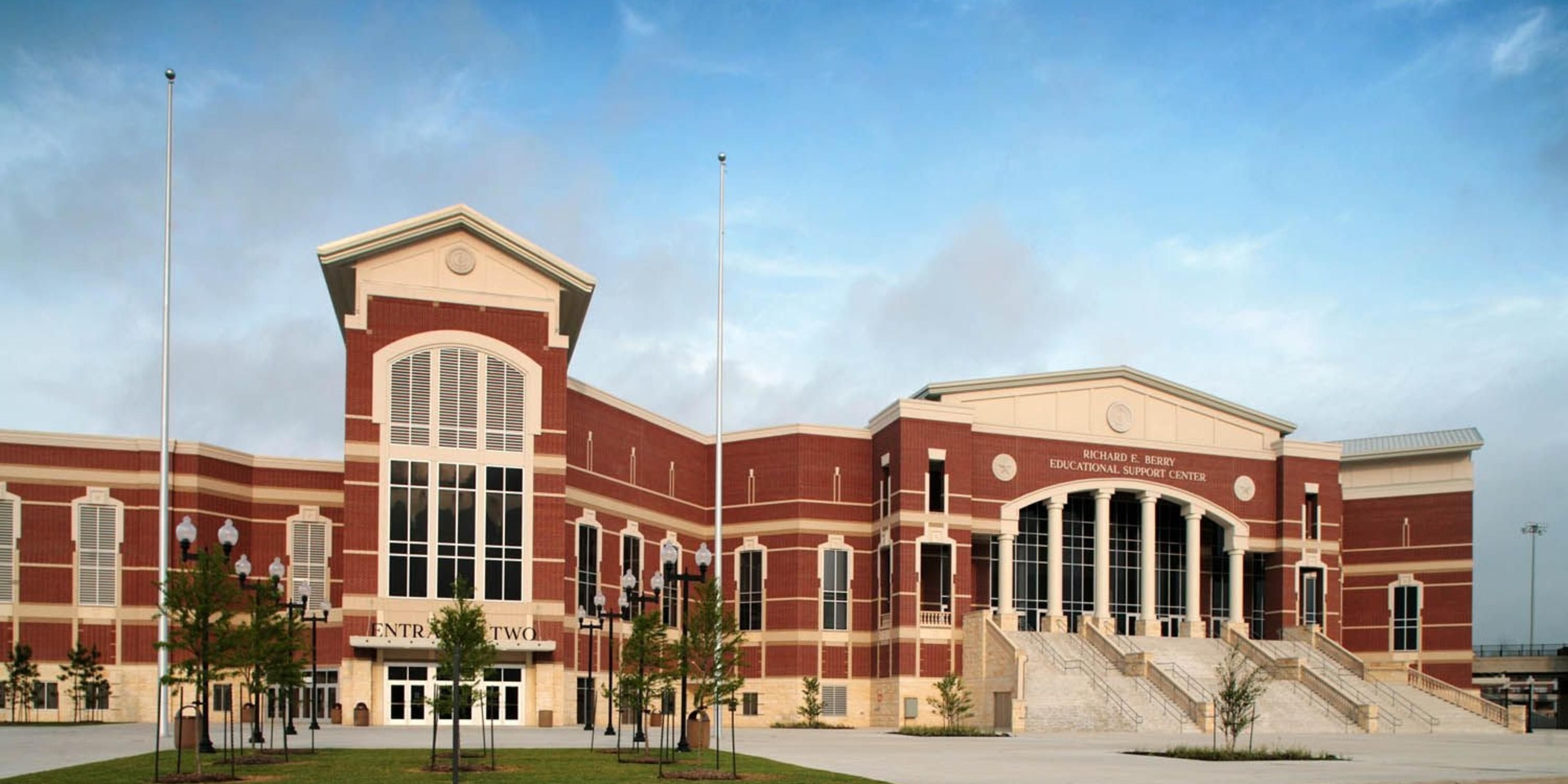 If a conference or graduation event at the Berry Center is bringing you to Cypress, our hotel will be a great choice for you! Our quiet and easy to access location is an easy 15 minute drive from the Berry Center. Our location gets you away from the busiest parts of Cypress and you'll love the dining and entertainment options near our hotel! 
