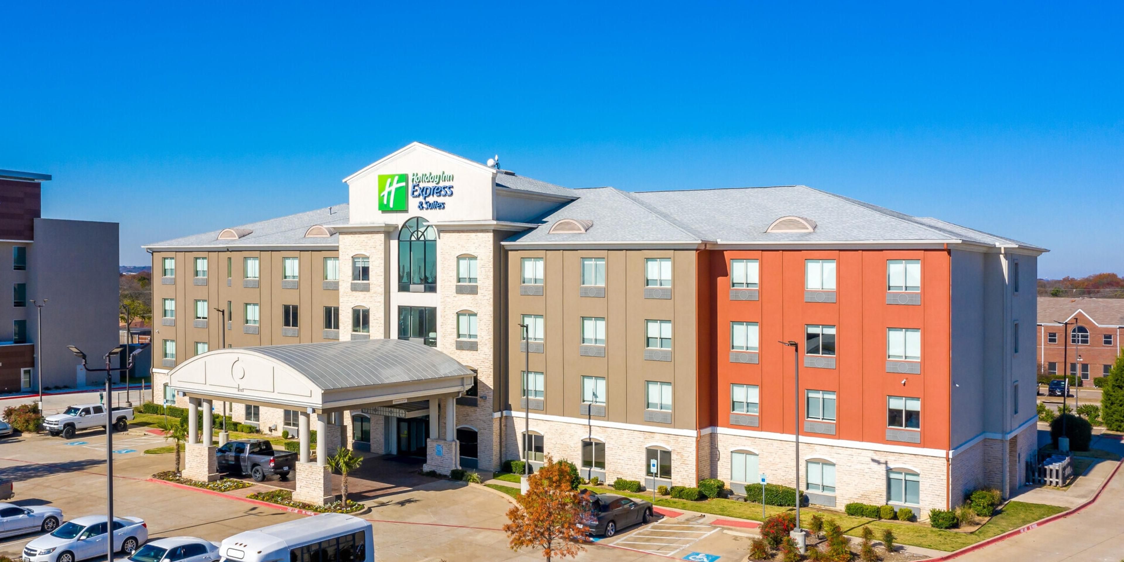 Holiday Inn Express & Suites Dallas East - Fair Park