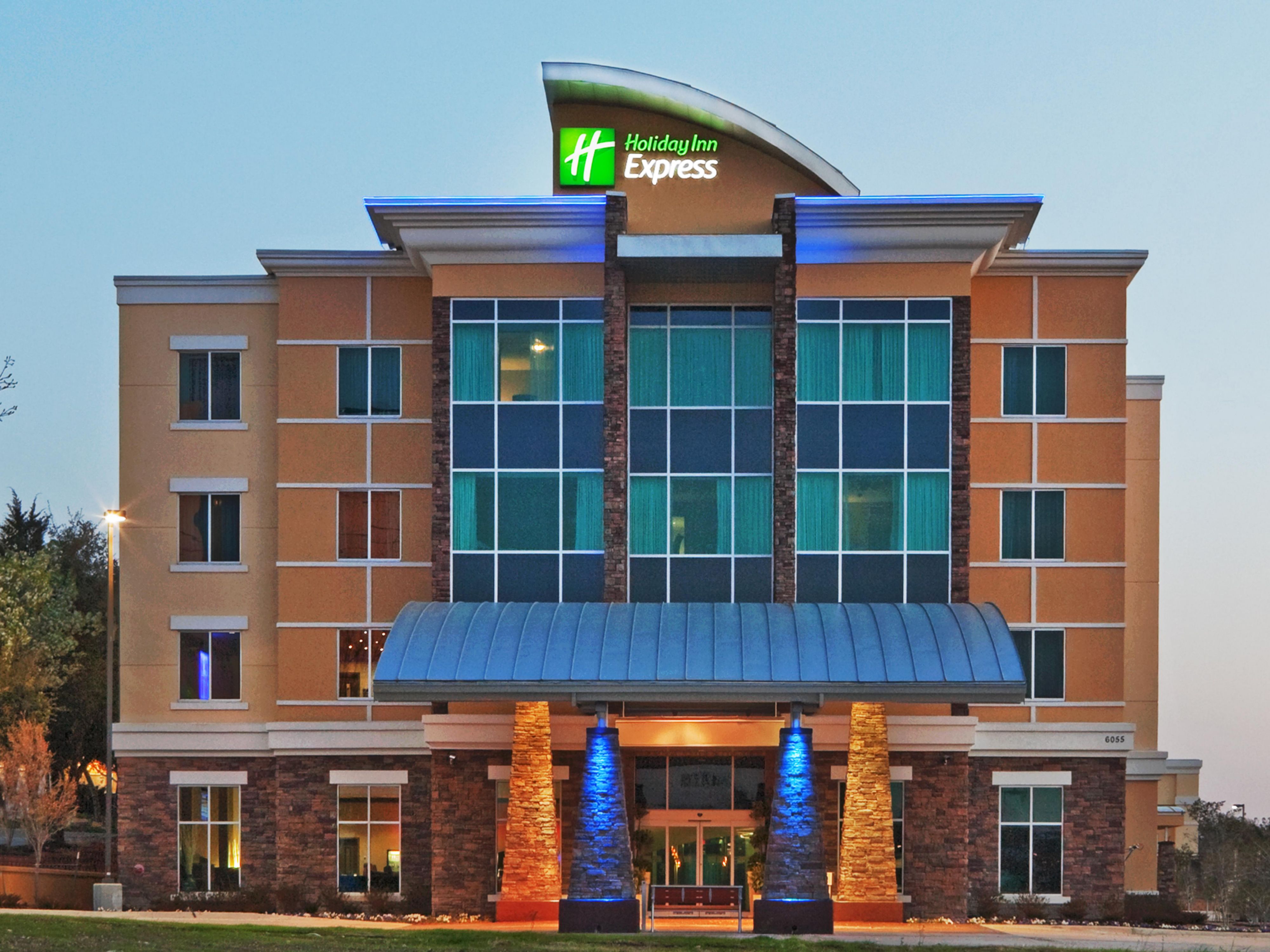 Hotels in North Dallas Holiday Inn Express & Suites North Dallas at