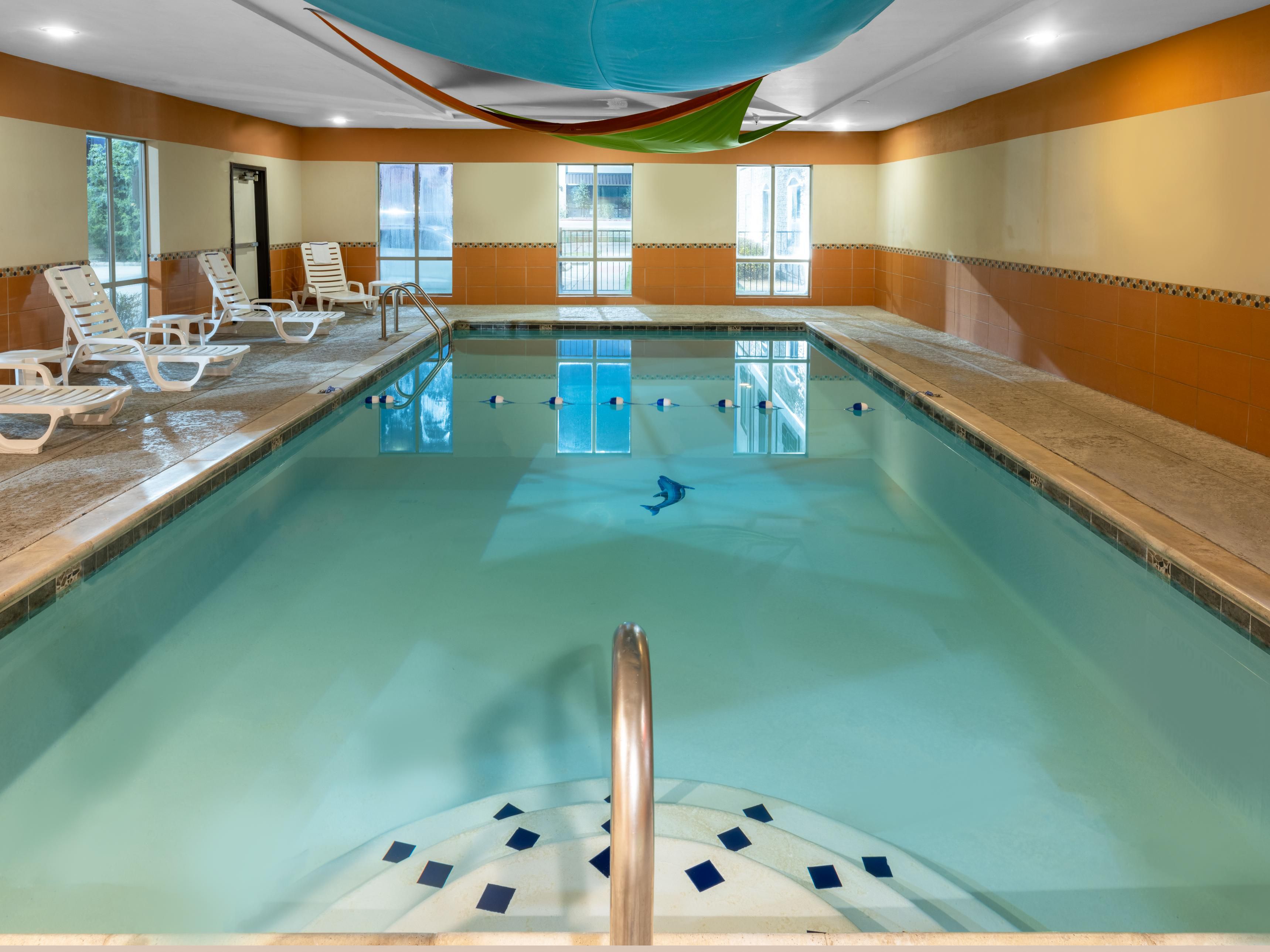 Make a splash in our indoor pool and unwind in our indoor whirlpool! Whether you like to start your day with invigorating laps, enjoy a refreshing mid-afternoon dip, or unwind with a leisurely evening swim, our indoor pool invites you to indulge in year-round relaxation. Pool hours are 7:00 AM – 10:00 PM.