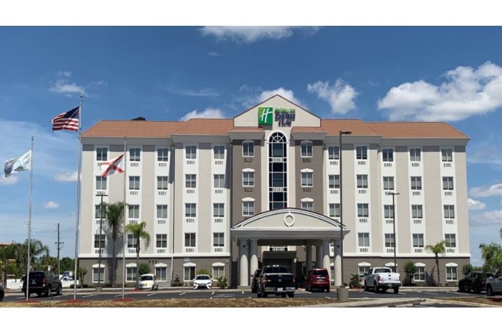 Holiday Inn Express & Suites Orlando South-Da