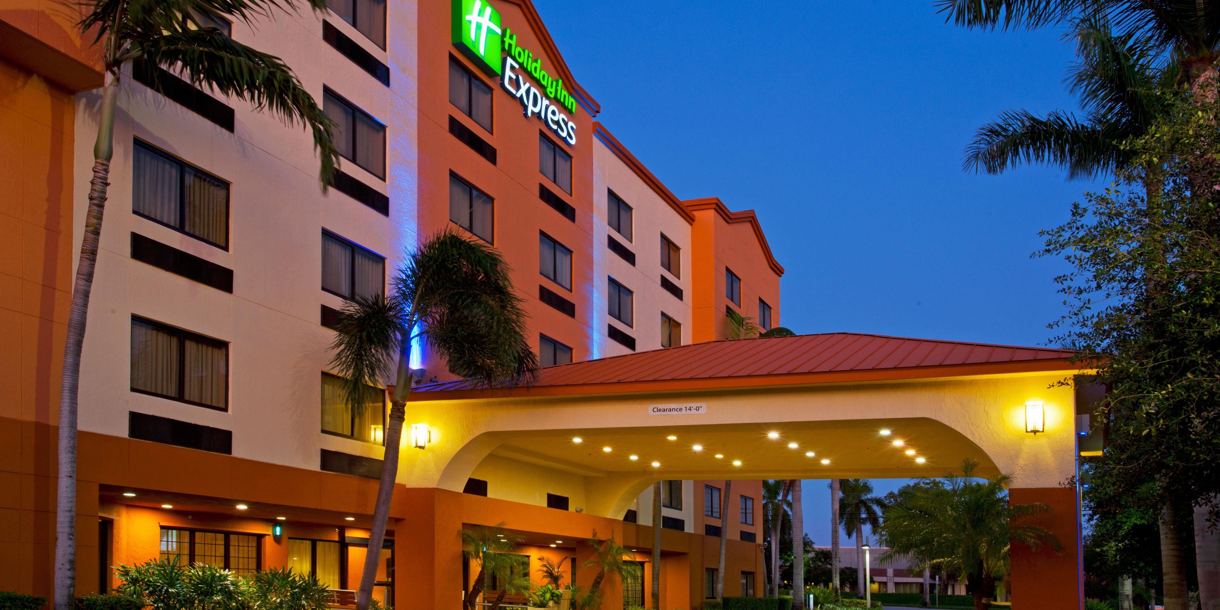 Holiday Inn Express & Suites Fort Lauderdale Airport West