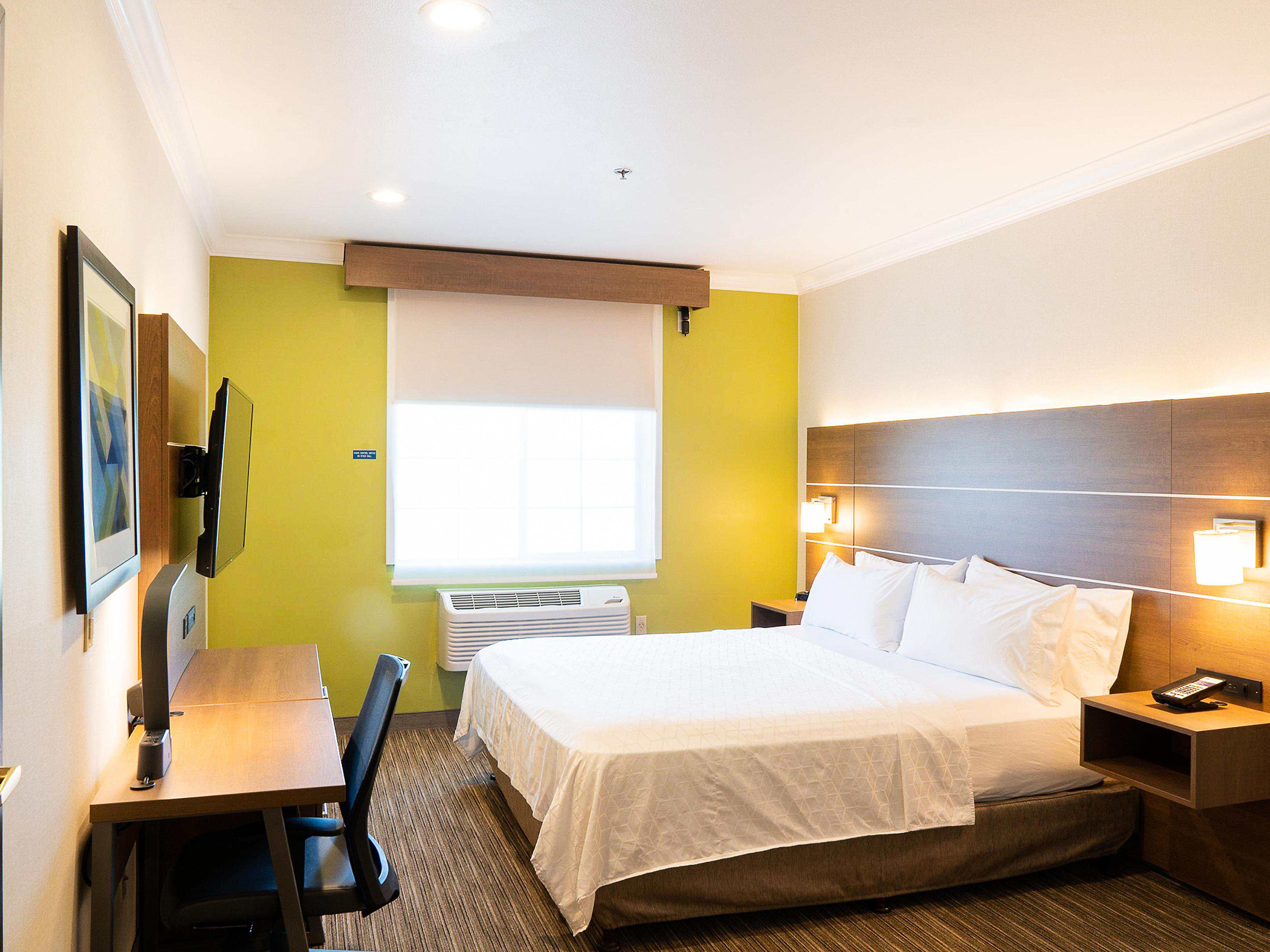 Hotel near UC Davis Holiday Inn Express & Suites Davis University Area