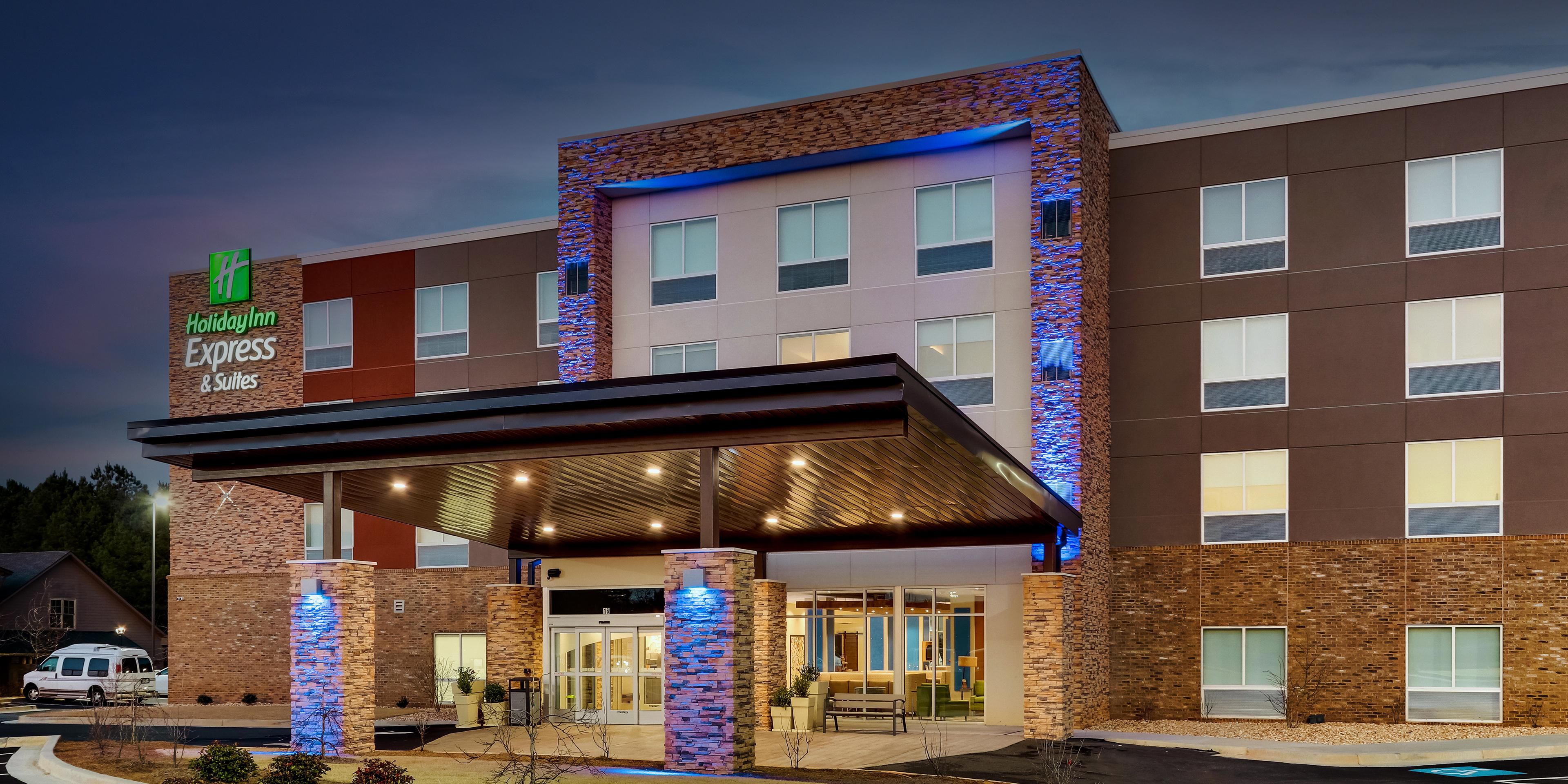 Holiday Inn Express & Suites Dawsonville