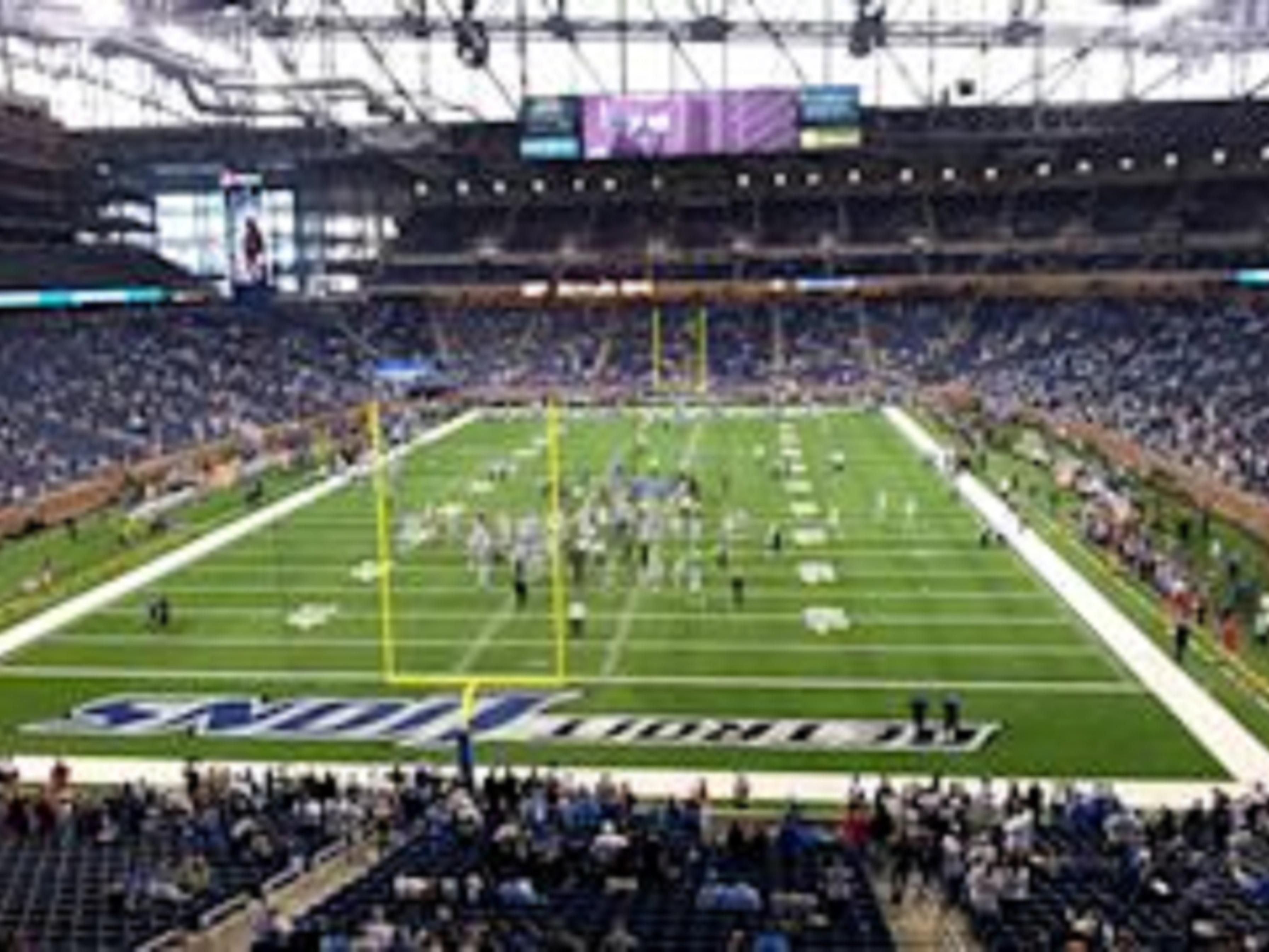 See the Detroit Lions or see a concert at Ford Field.