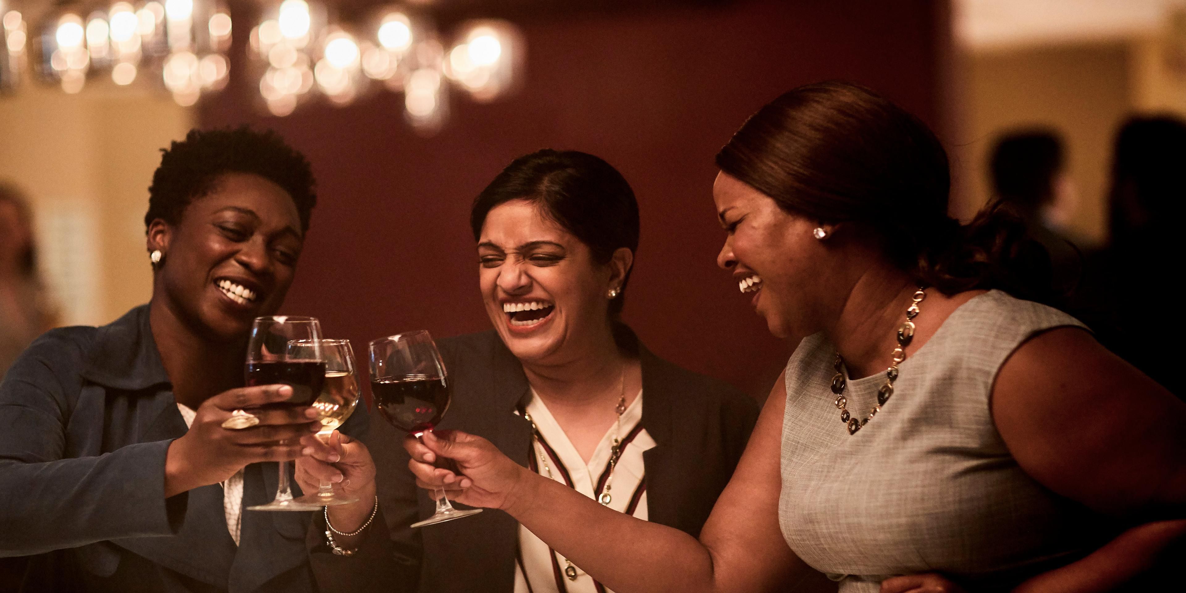 The hotel is only a few minutes from Historic Downtown DeLand. There you will find amazing local restaurants, wine bars, and award-winning breweries. Check out the Cool Craft Trail, or enjoy a sweet treat. Spend some downtime with your gal pals or the fellas, or enjoy a romantic getaway with your love!