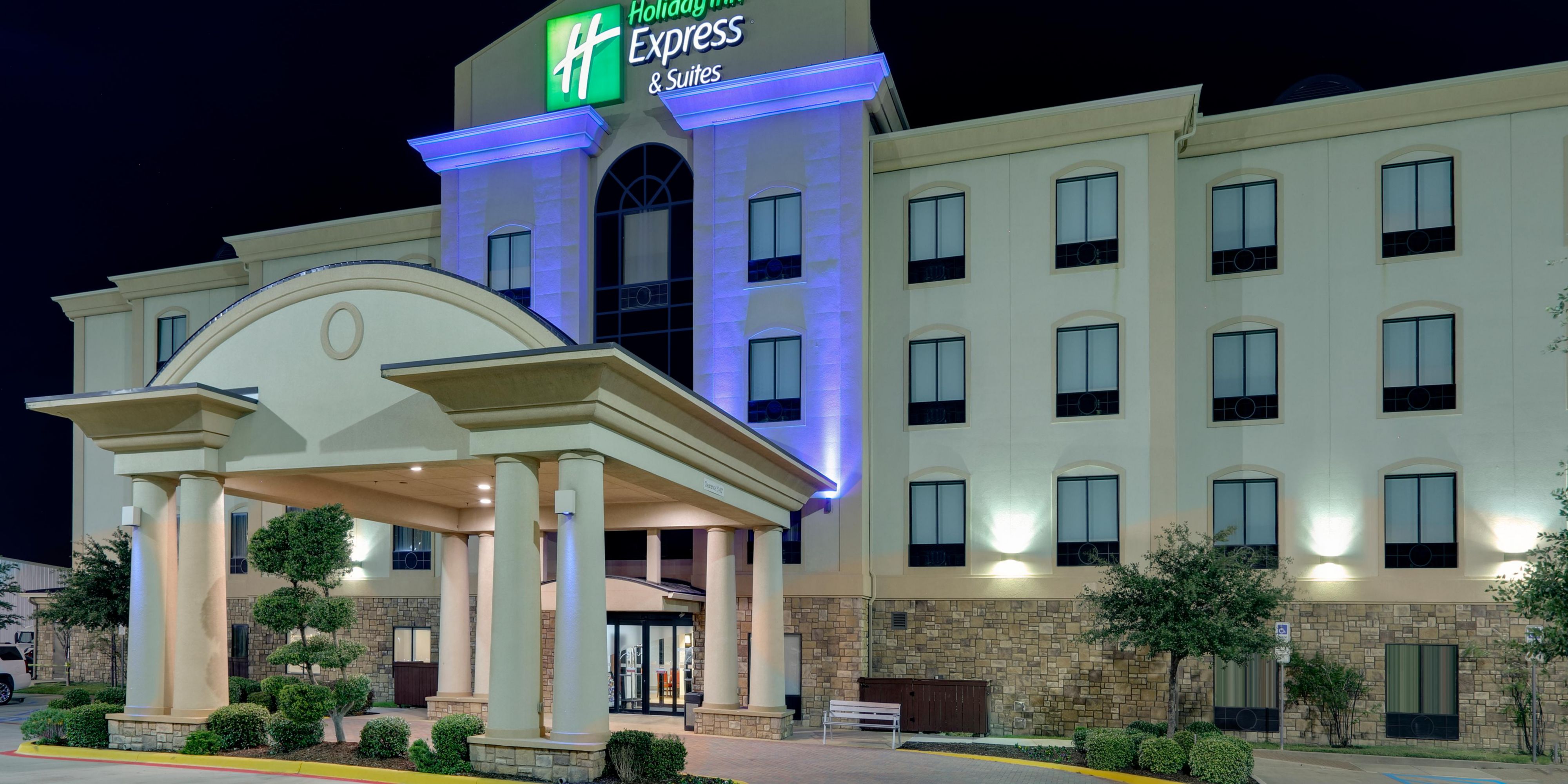 Holiday Inn Express & Suites Denton-UNT-TWU