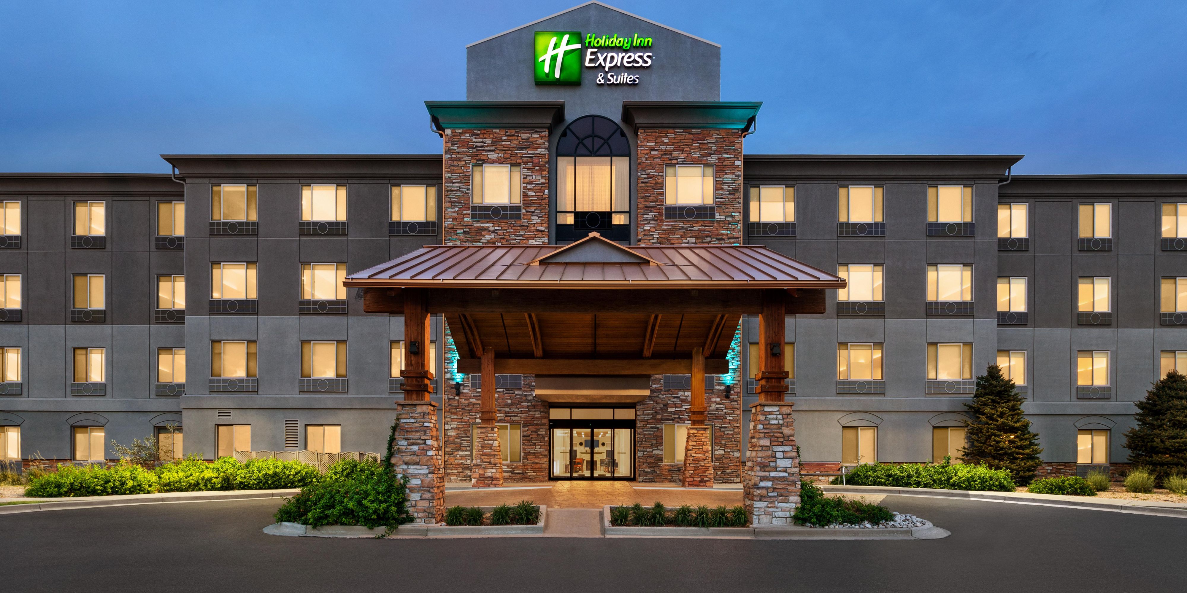 Holiday Inn Express & Suites Denver Airport