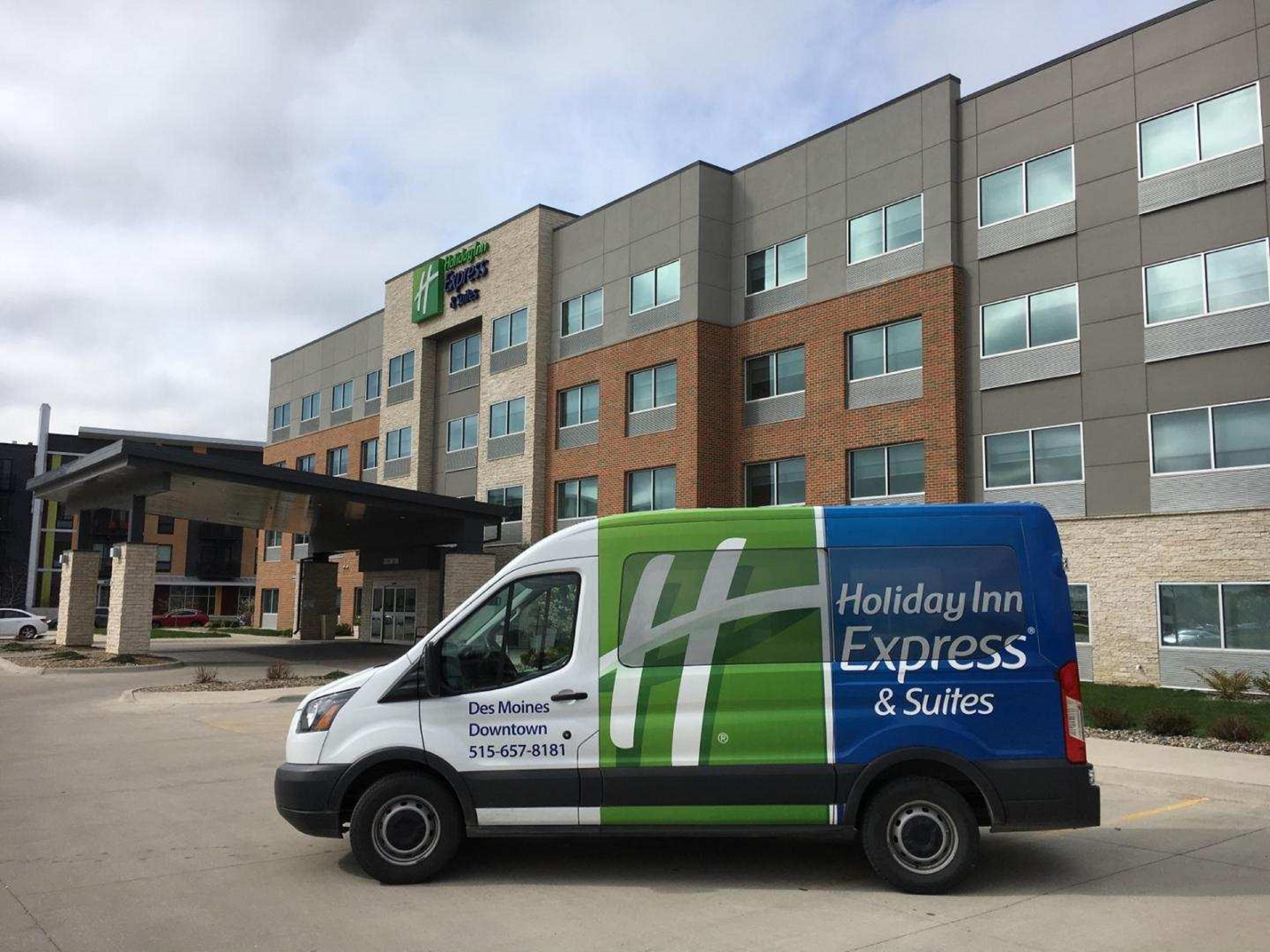 Enjoy our complimentary area shuttle for convenient transportation within 2 miles of the hotel; to Wells Fargo, Arena, Iowa Events Center, DSM International Airport, Des Moines Performing Arts, State Historical Museum, State Capitol, Court Avenue Restaurant District, or any Downtown or East Village location.