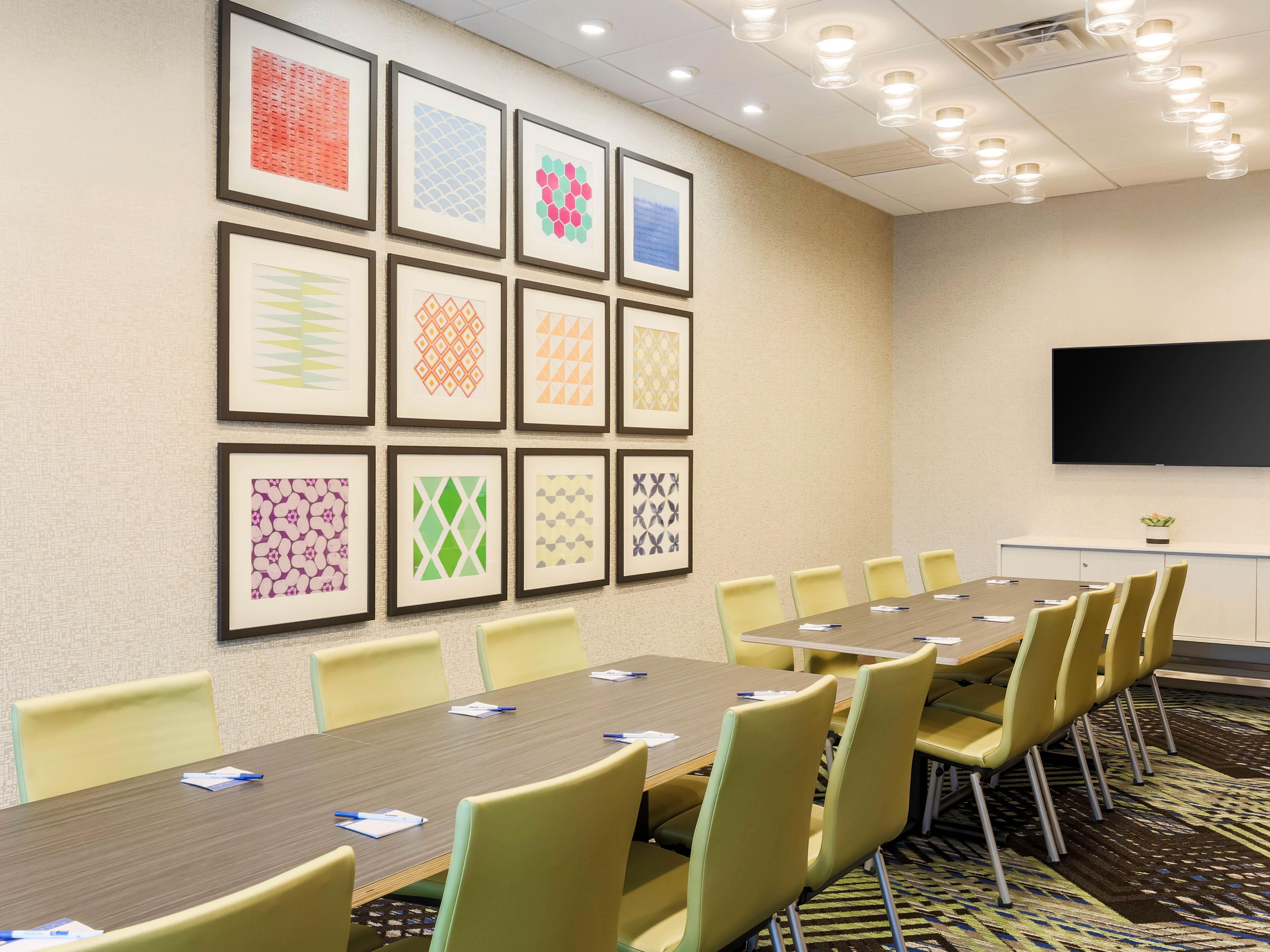 Experience our versatile 312 square feet of space for your next event.  Perfect for small to medium-sized groups, we will work with you to set up all the essentials you need for your meeting including catering and A/V equipment.