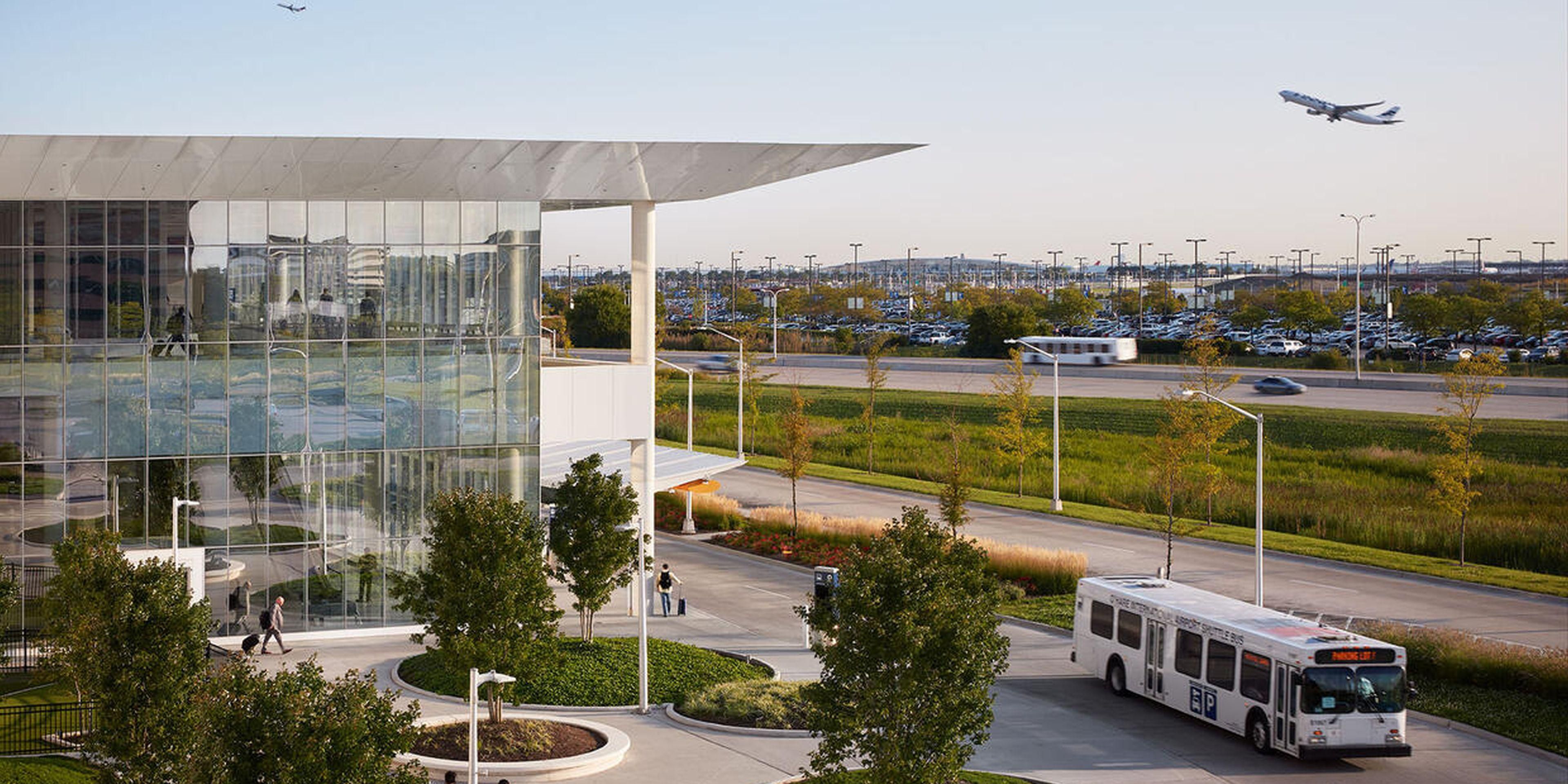 The new ground transportation center (MMF) at O’Hare makes getting a rental car pain free.  Only a half a mile away from the hotel, the car rental facility offers 24-hour shuttles to and from O’Hare every nine mins. Access to 13 major rental car brands leaves your options open!