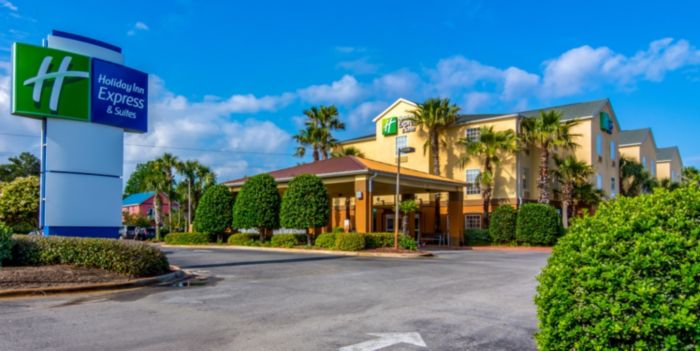 Holiday Inn Express & Suites Destin E - Commons Mall Area