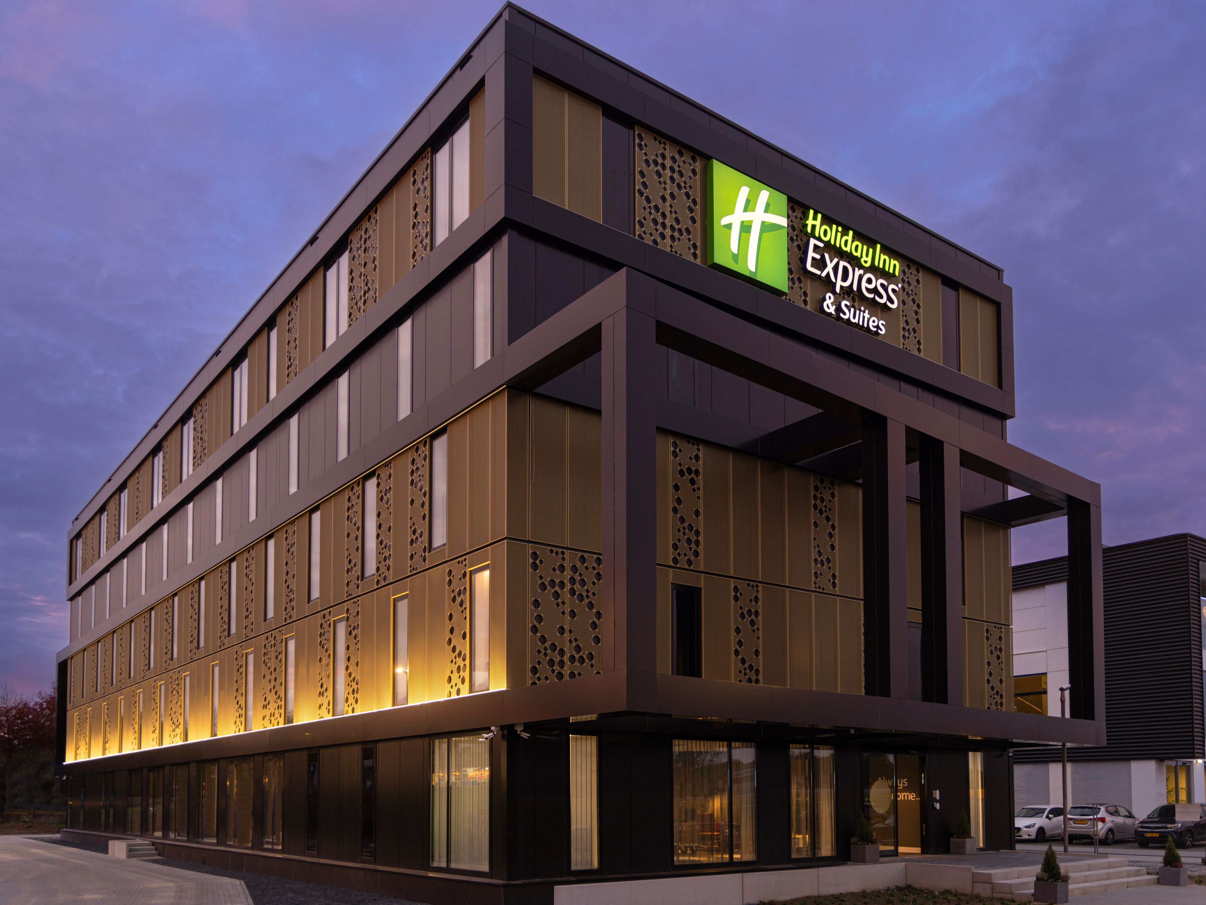 Budget Hotels in Arnhem, Netherlands | Holiday Inn Express Arnhem