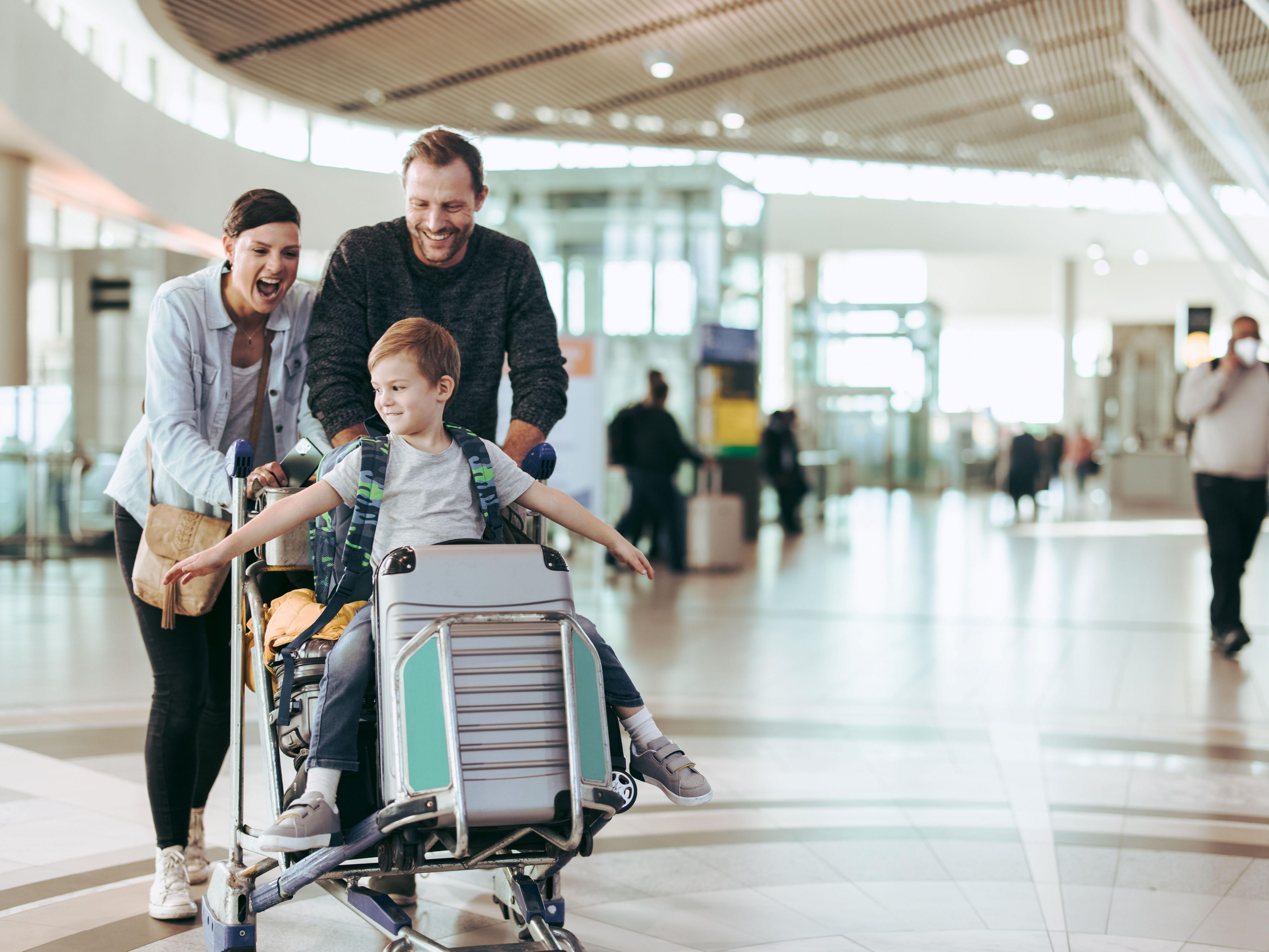 Our hotel near Argyle International Airport (just 5.4 km away) is the ideal choice for business and leisure travelers looking for quick, hassle-free airport access. Whether you're arriving late or catching an early flight, enjoy the convenience of staying close to your destination without sacrificing comfort or amenities. 