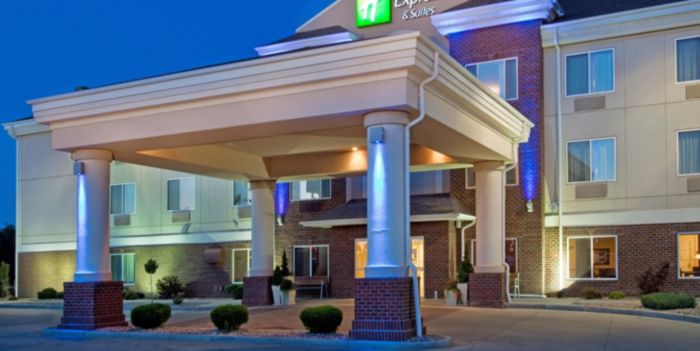 Holiday Inn Express & Suites Dickinson