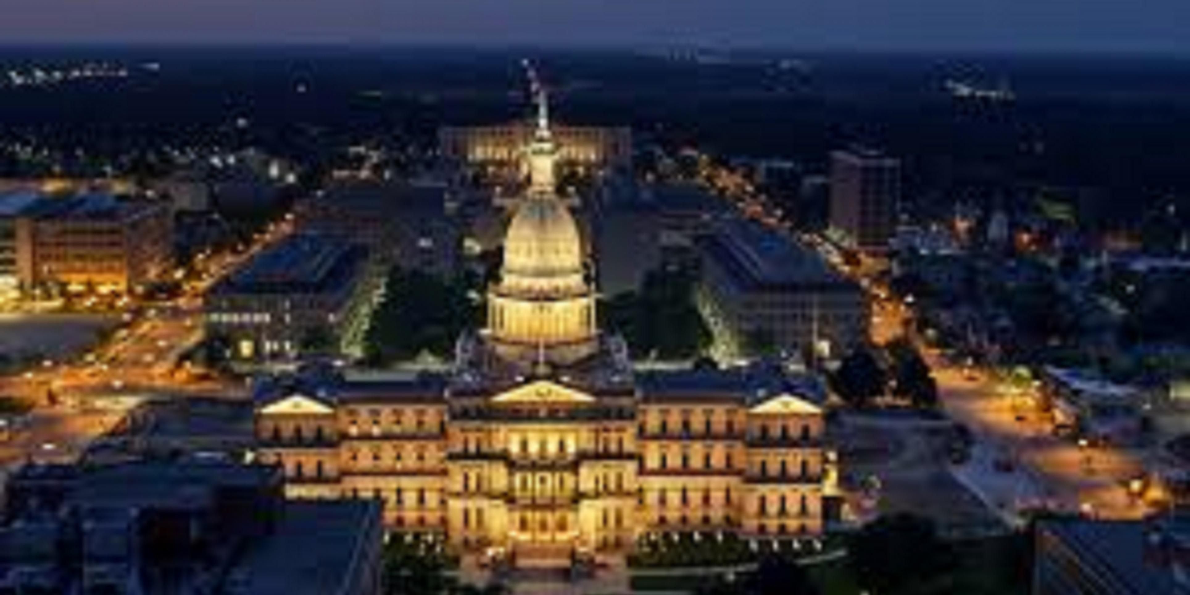 We are located a short drive from Downtown Lansing. You can visit the Michigan State Capitol, Michigan History Center, Impression 5 Science Center, events at the Lansing Center, and a Lugnuts game!