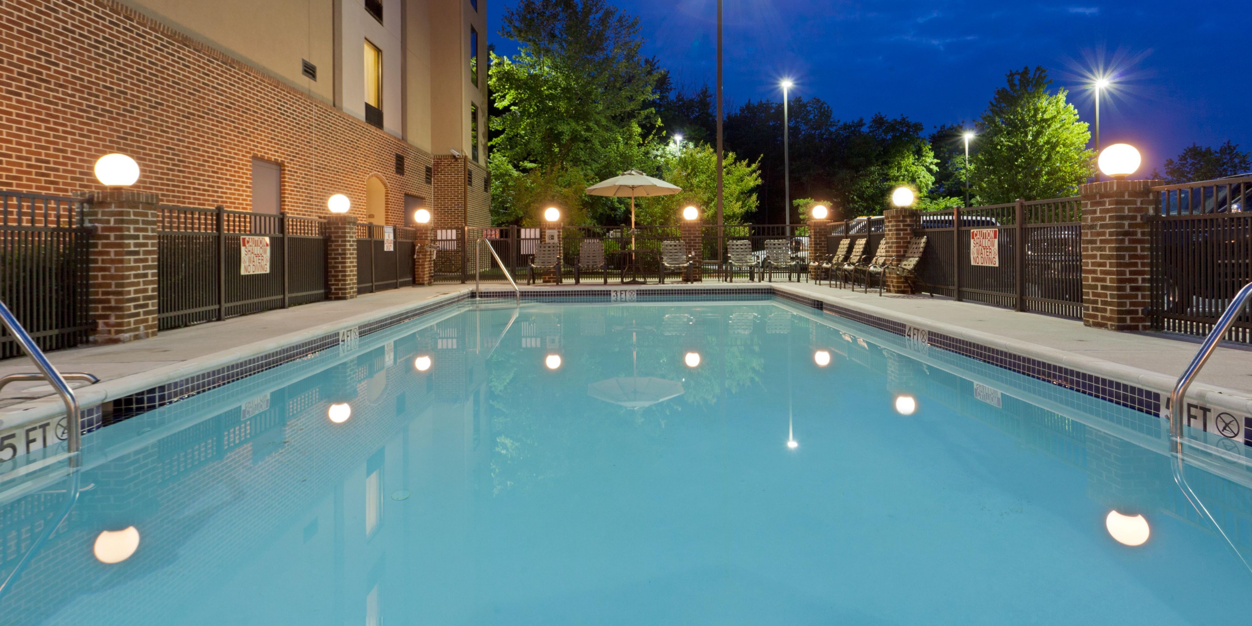 Bring your swimsuit and take a relaxing dip in our outdoor pool. Open Memorial Day Weekend through Labor Day Weekend.