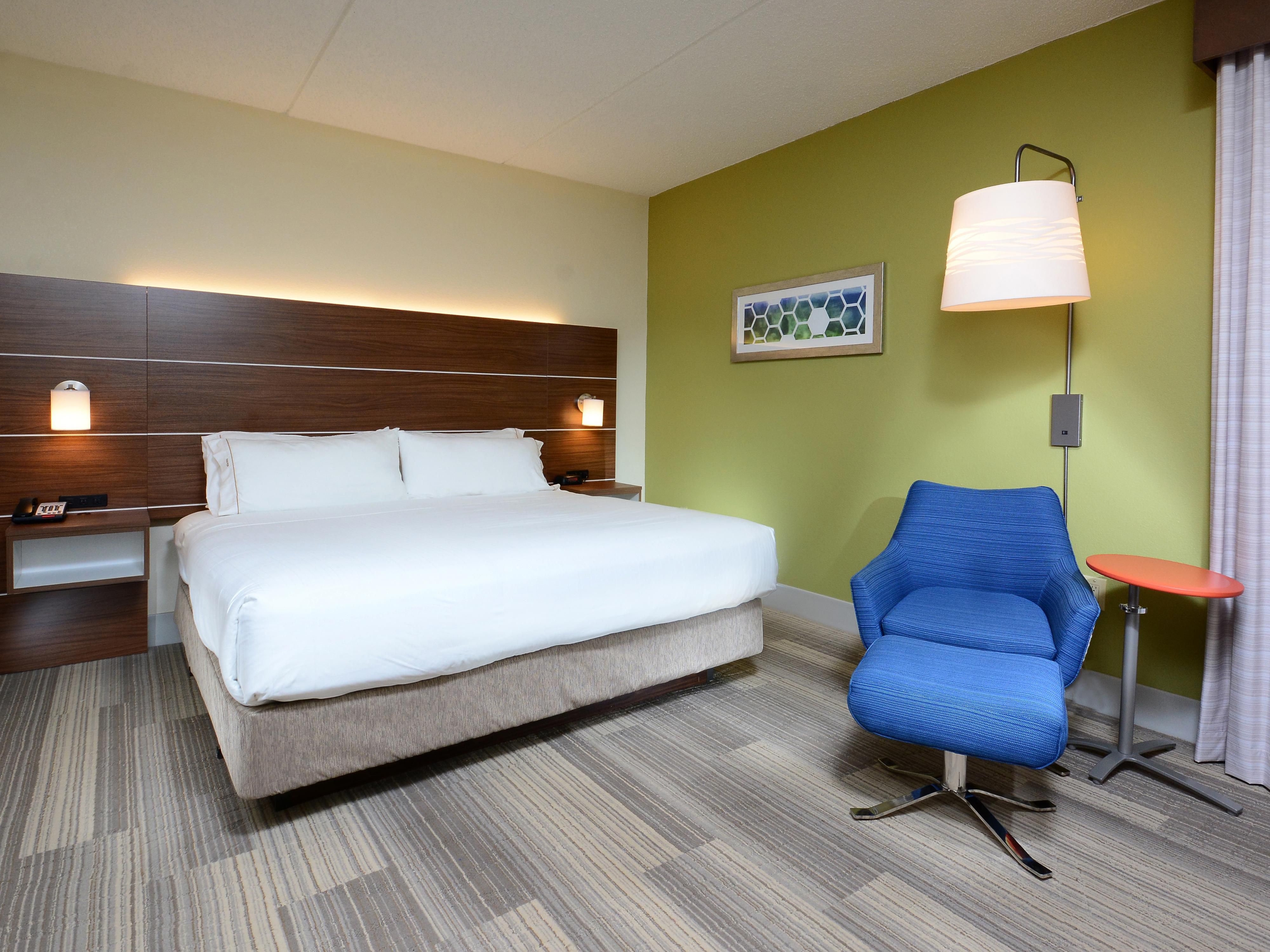 All the rooms at our Durham hotel in RTP feature a modern design.