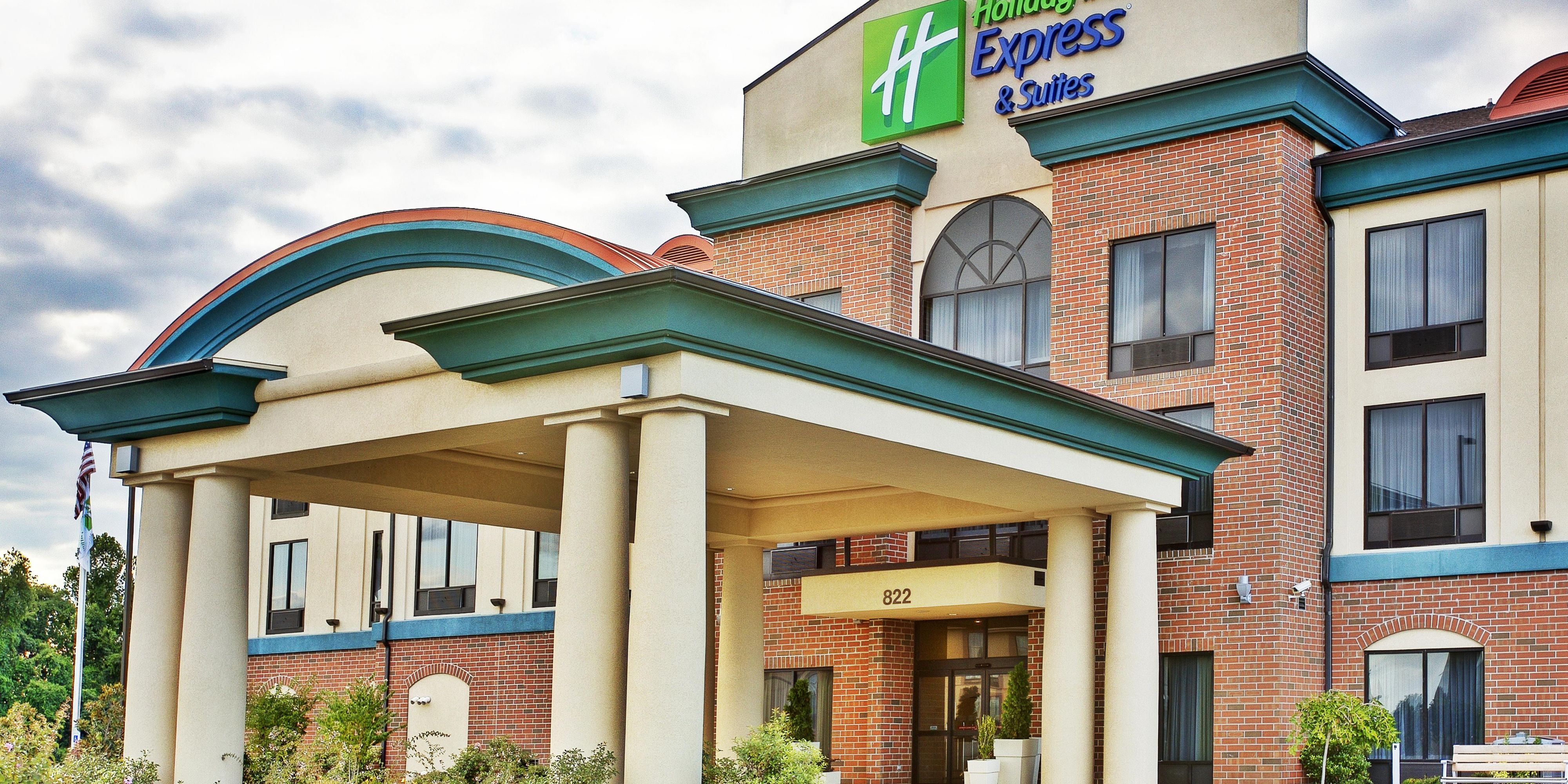 Holiday Inn Express & Suites Dyersburg