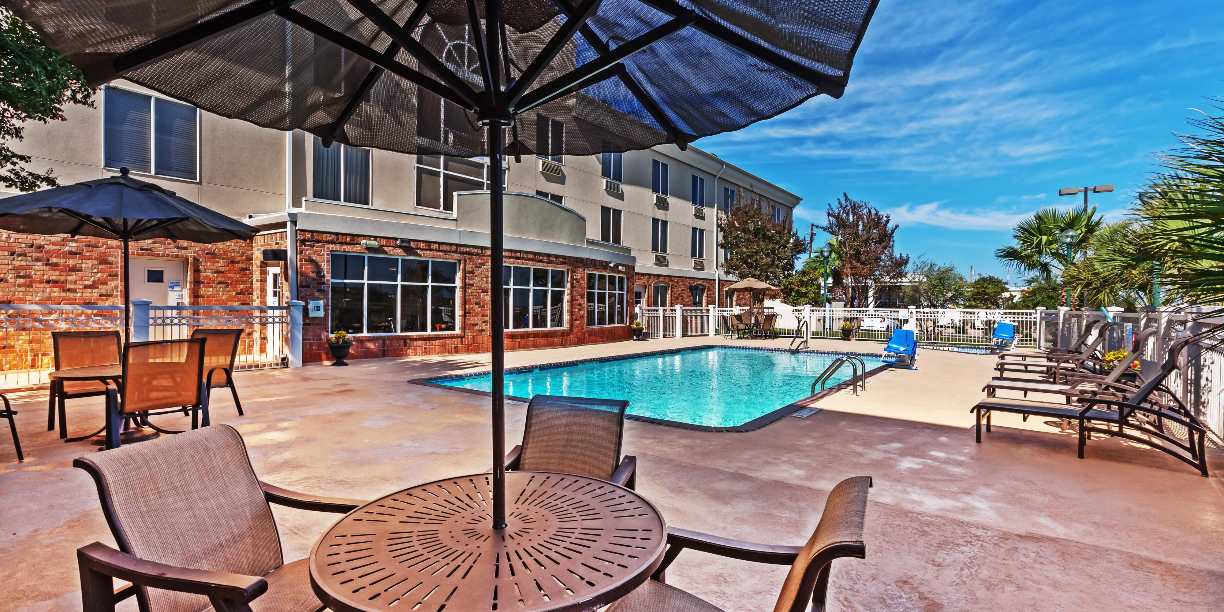 No stay at the Holiday Inn Express & Suites Eagle Pass would be complete without going for a dip in our outdoor pool! Keep the kids entertained when you're not out exploring, or just enjoy a relaxing soak. 