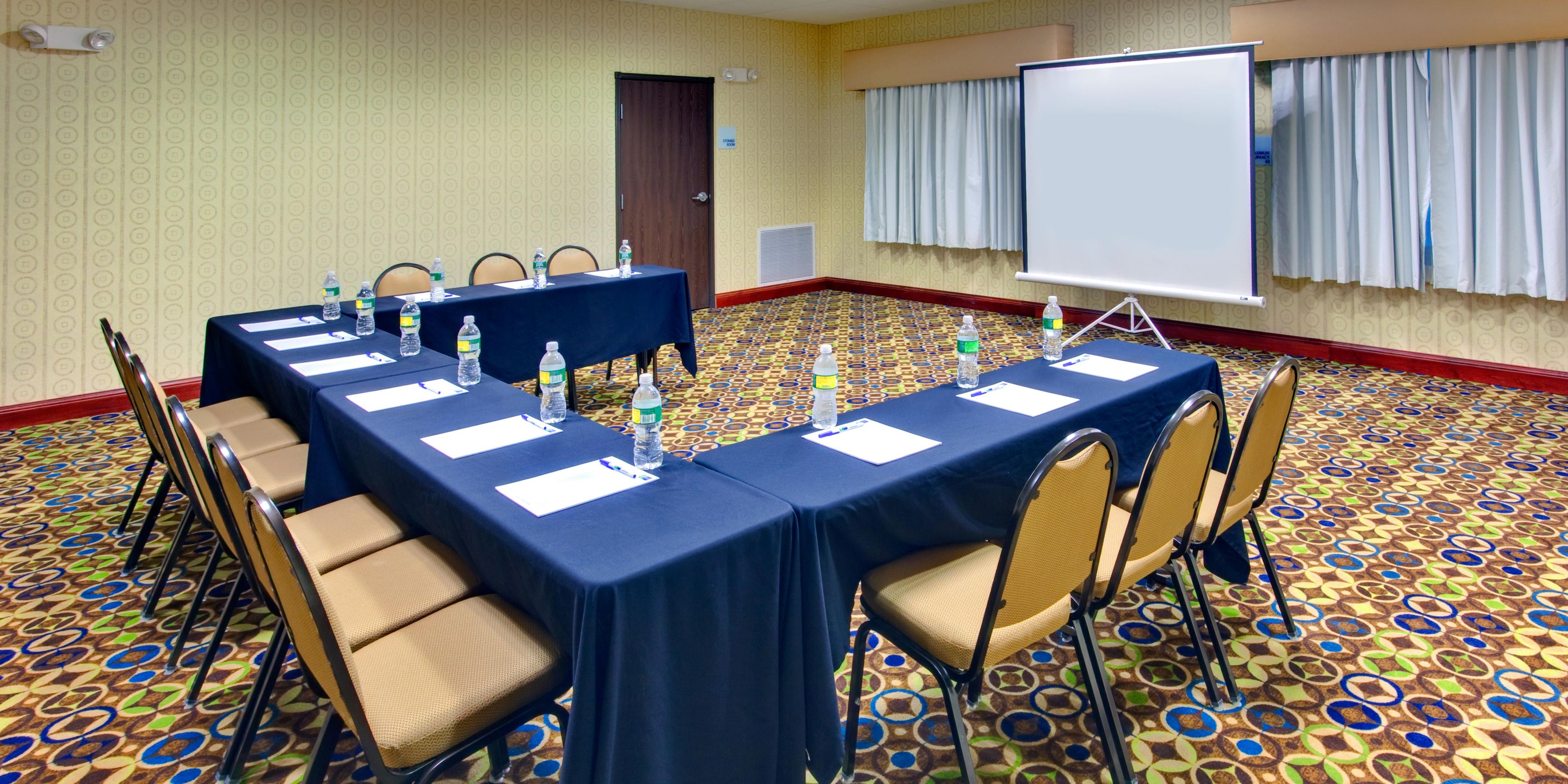 Our Dewitt hotel is designed to keep you connected with your business and people. Located in the Widewaters Corporate Park, near Community Bank, Saab, Suburban Propane, Amazon, and ARCADIS, our hotel offers a Business Center and meeting space with audio-visual equipment. Email Frankie Yaple (RSD@Suitehm.com) for more information.