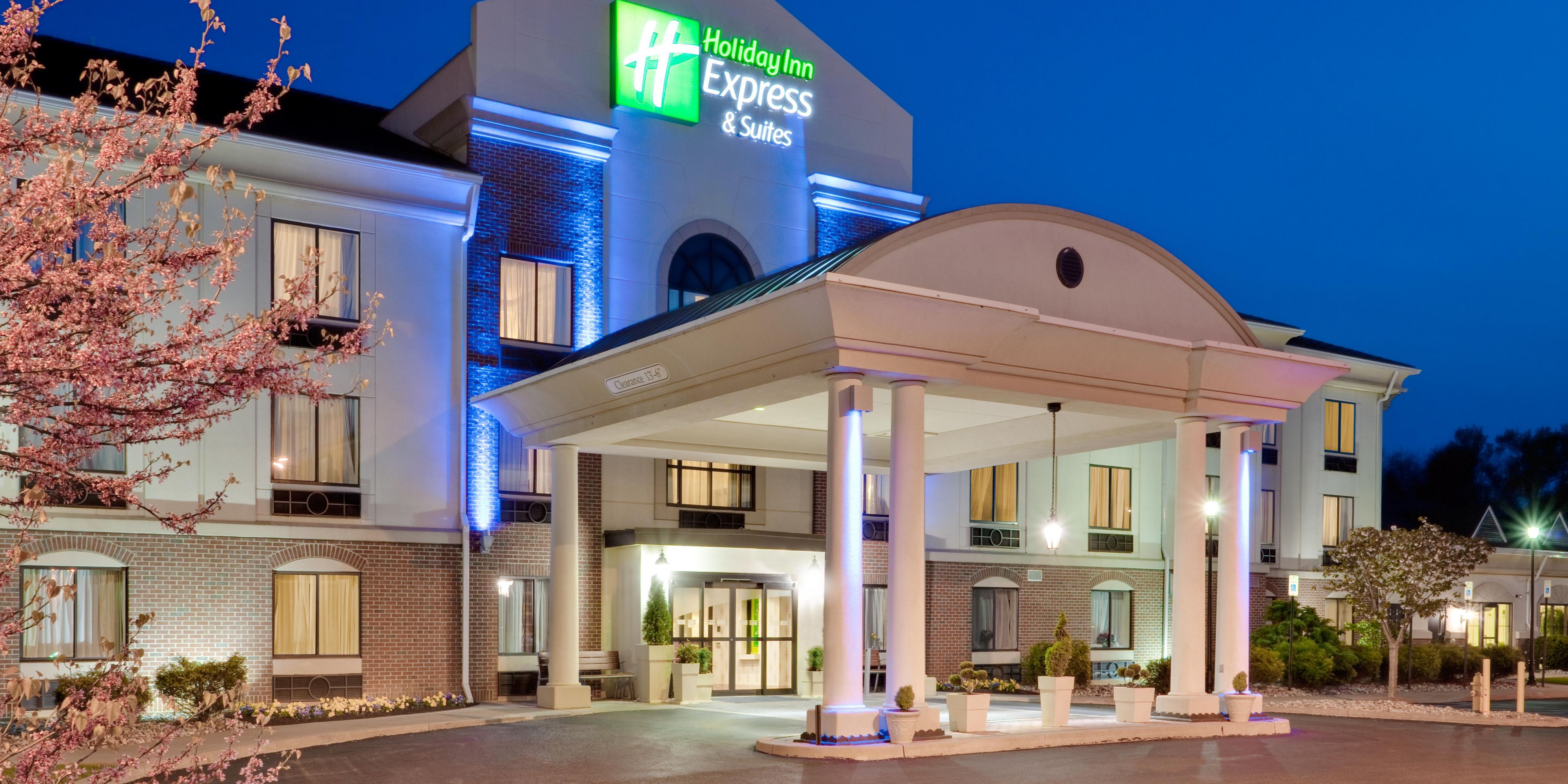 Holiday Inn Express & Suites Easton