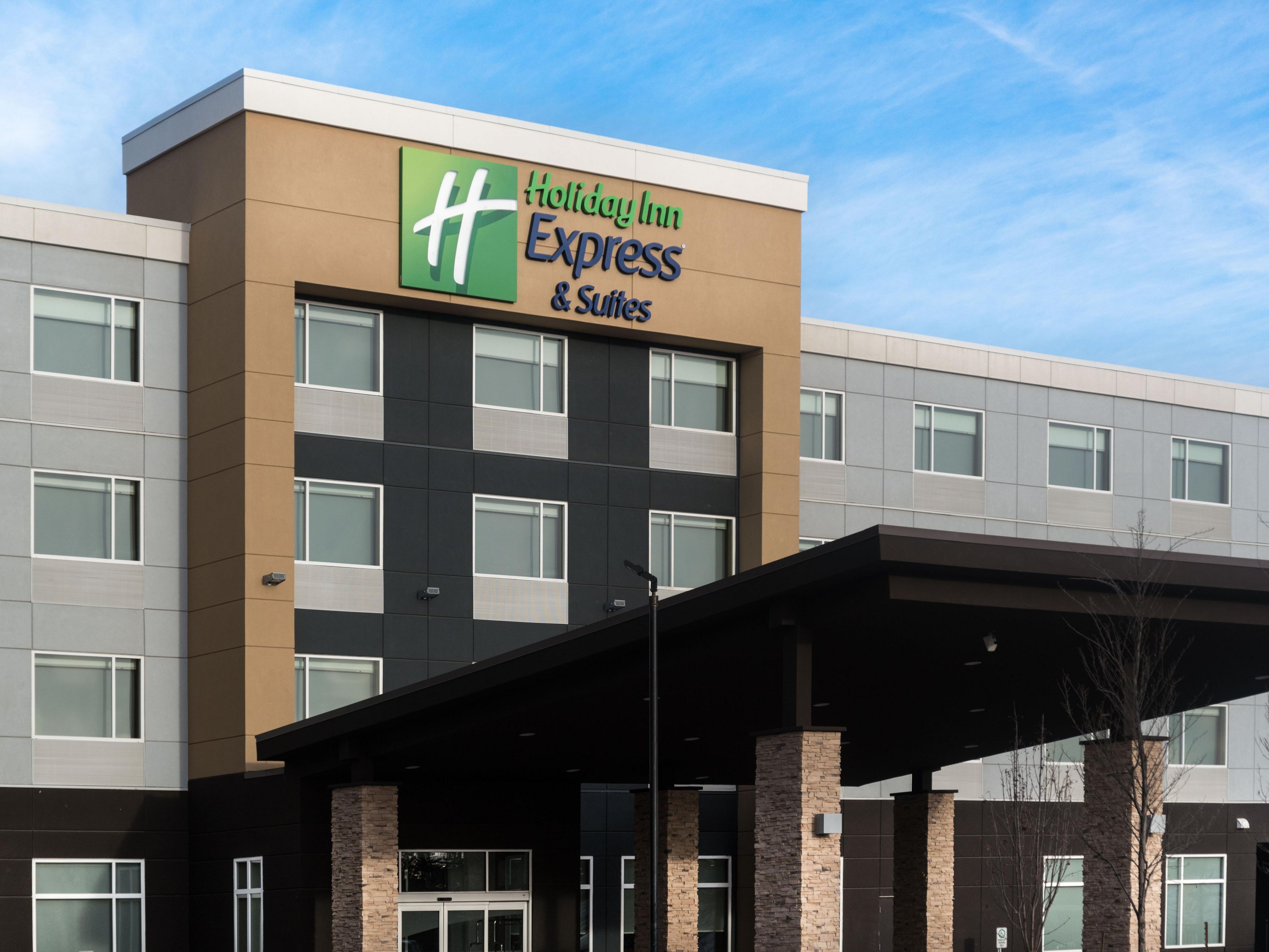 Edmonton Hotels Top 16 Hotels In Edmonton Ab By Ihg Price From Cad 76 63