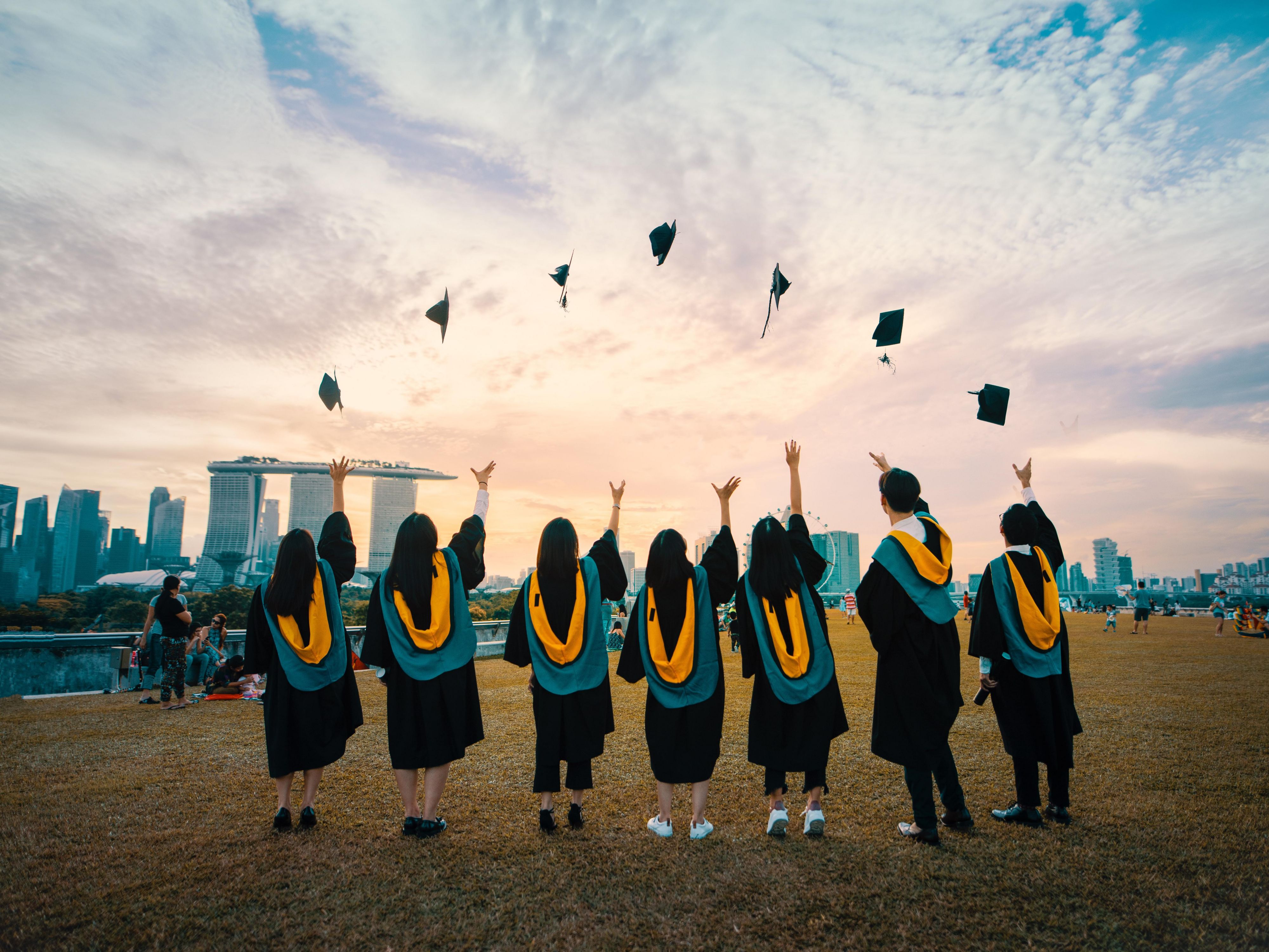 Whether you're just starting your college career or getting ready to graduate, we are a great place to stay during your college visit. 