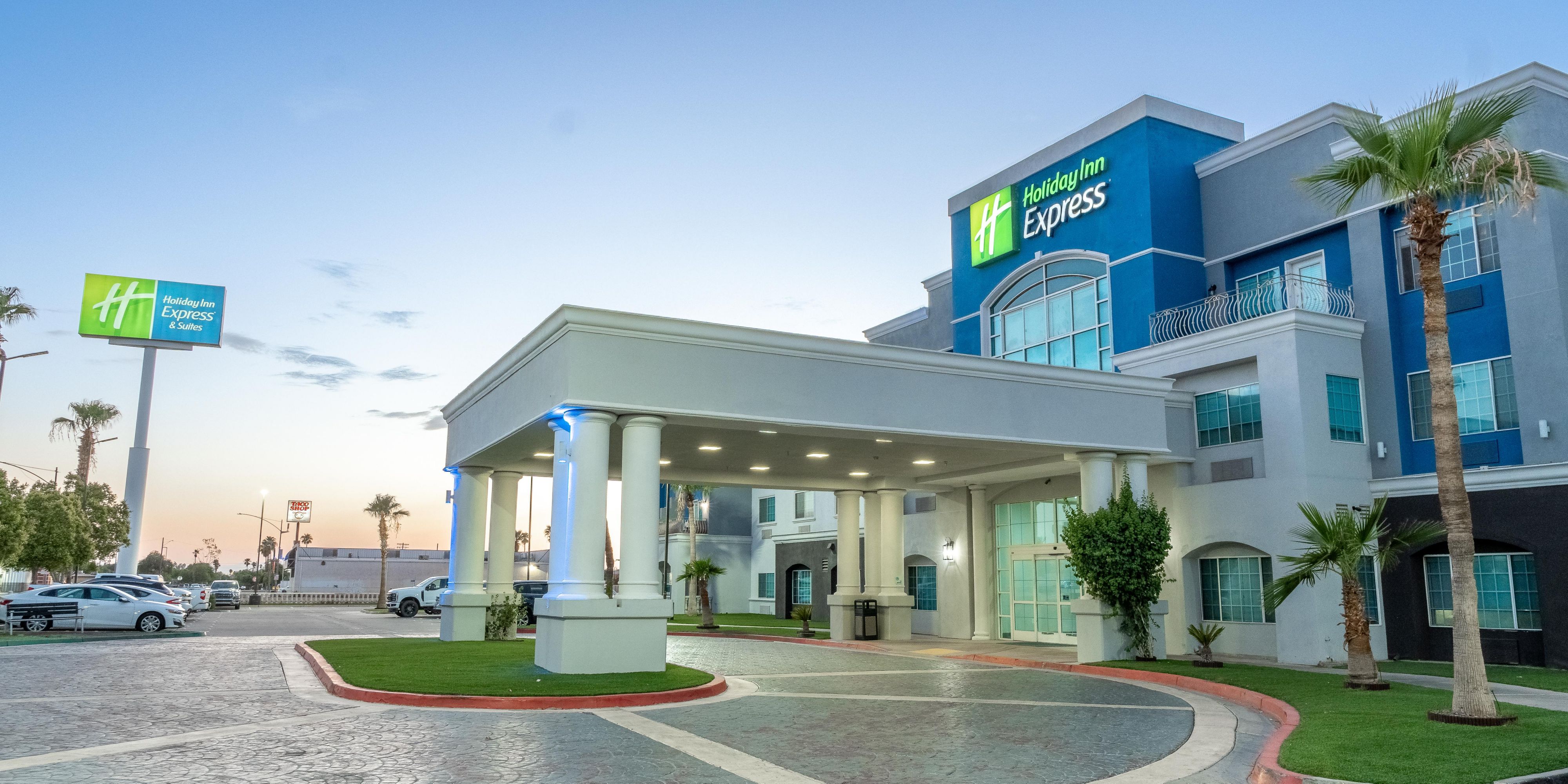 Holiday Inn Express & Suites El Centro