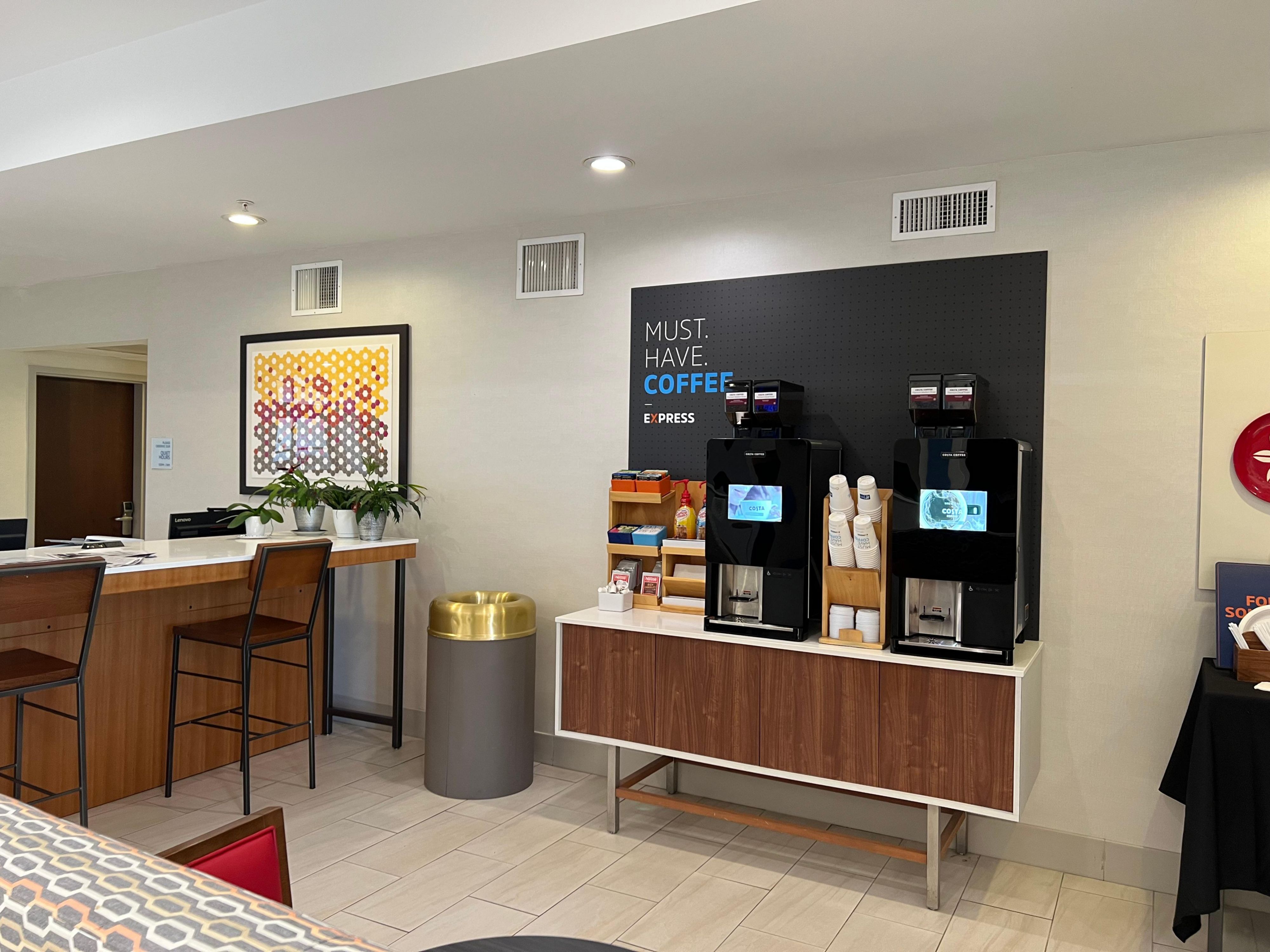 We've "bean" brewing something special! We are excited to announce that our lobby now features 24/7 self-serve, bean-to-cup Costa Coffee.
Whether you're an early riser or a late-night traveler, you can now enjoy a consistently fresh, barista-quality cup of coffee whenever the craving strikes. It's the perfect perk for your stay!