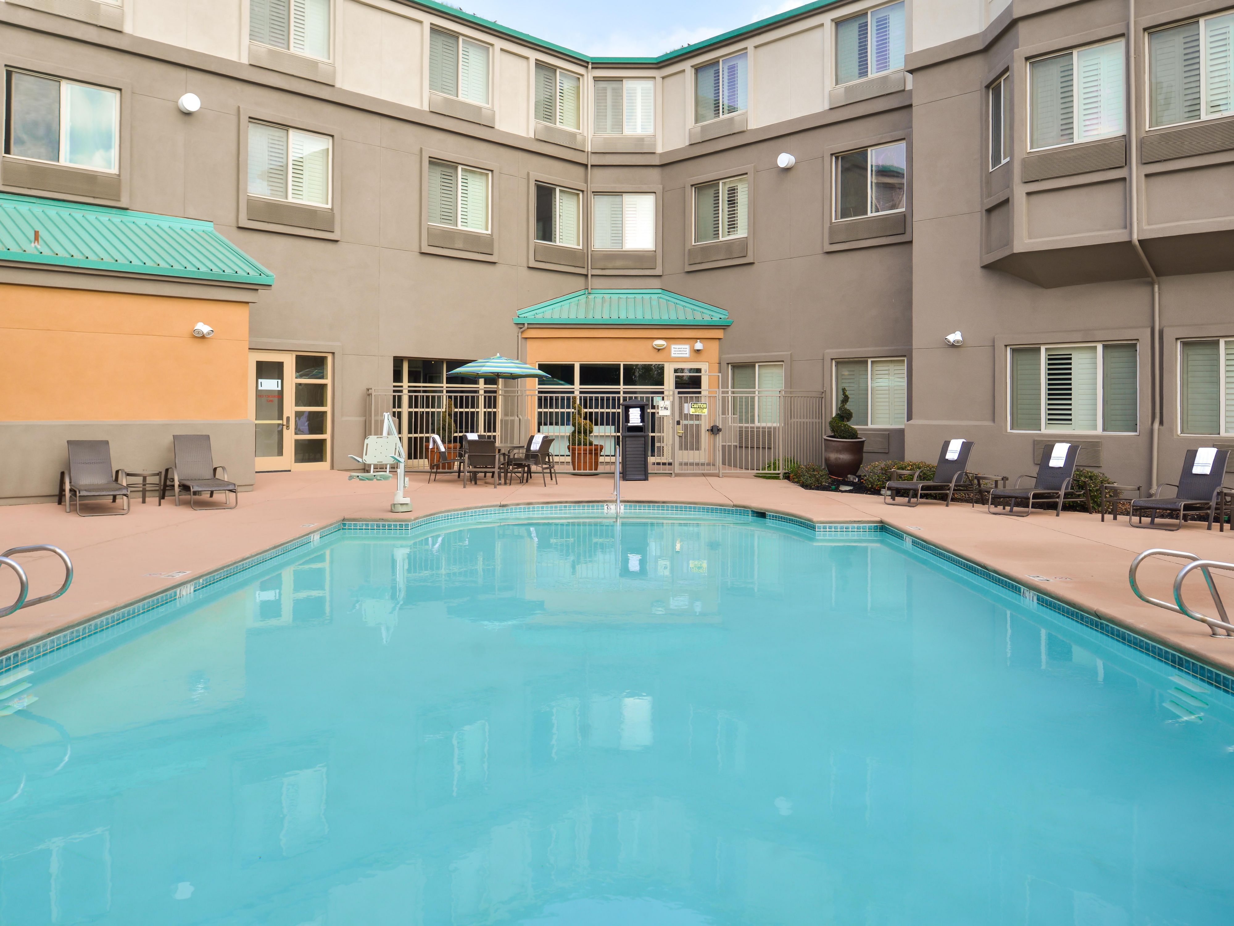 Have a morning or afternoon dip in our outdoor pool.