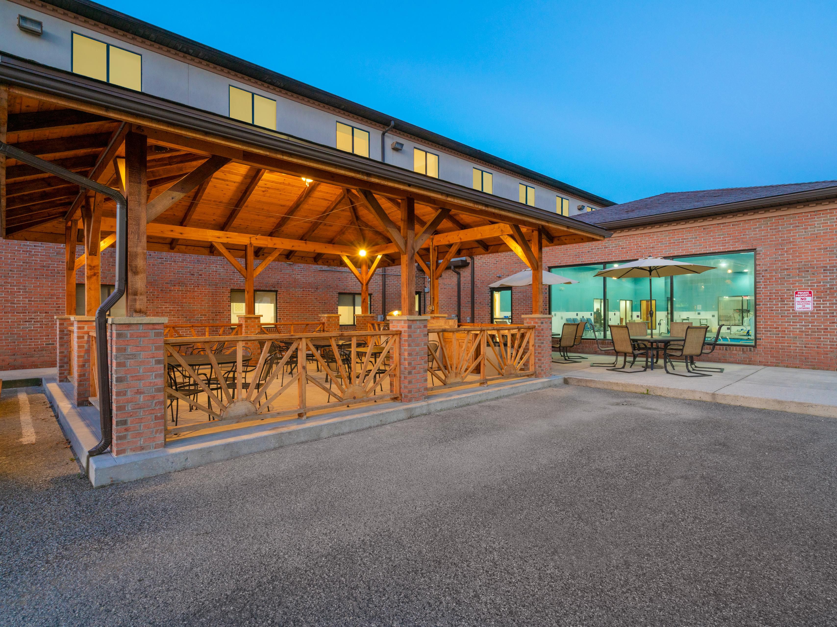 Guest Patio 