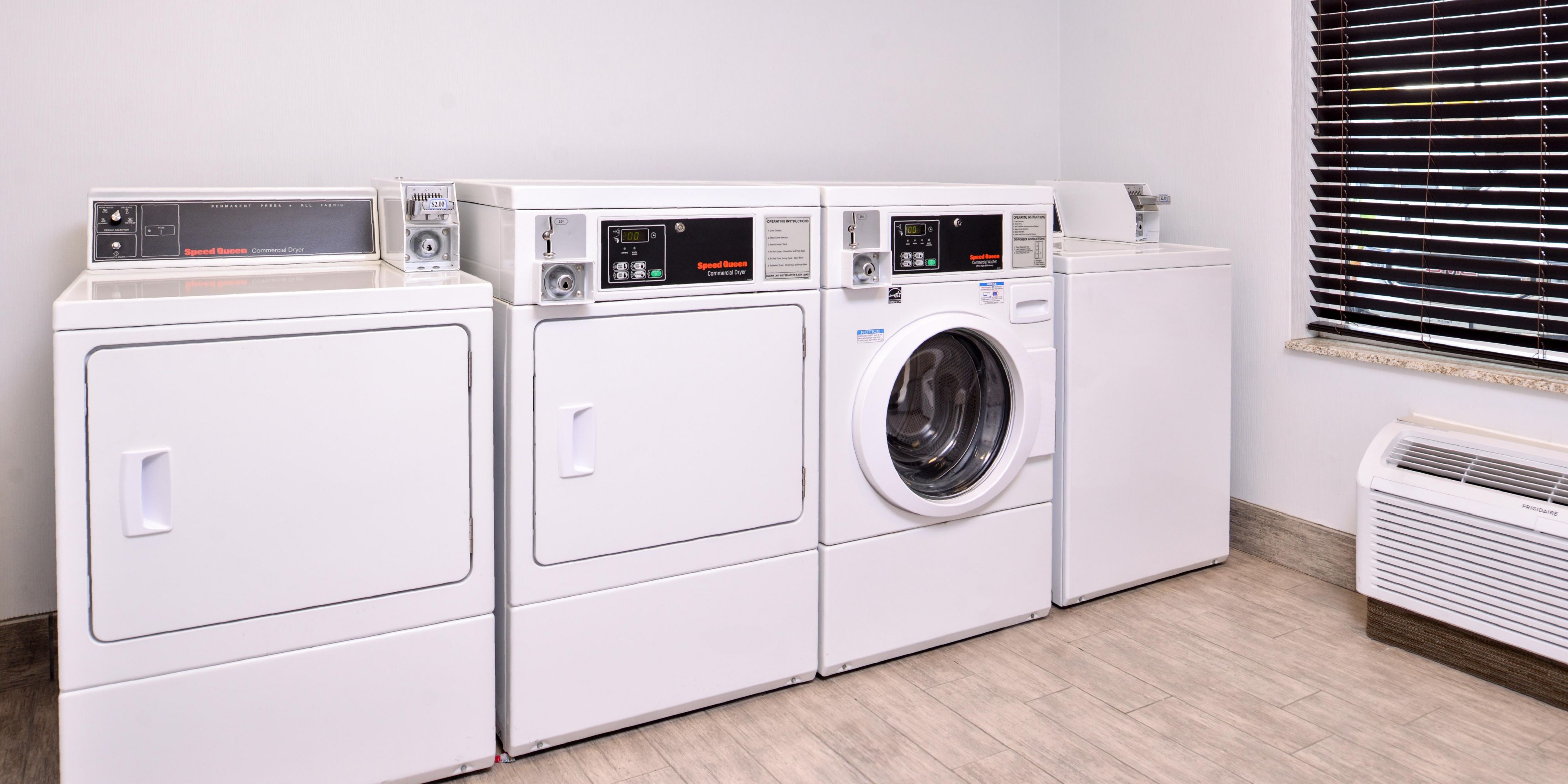 Simplify your travel plans at our hotel in Emporia, KS. Start your day in style with free toiletries and clothes fresh from our laundry facility.