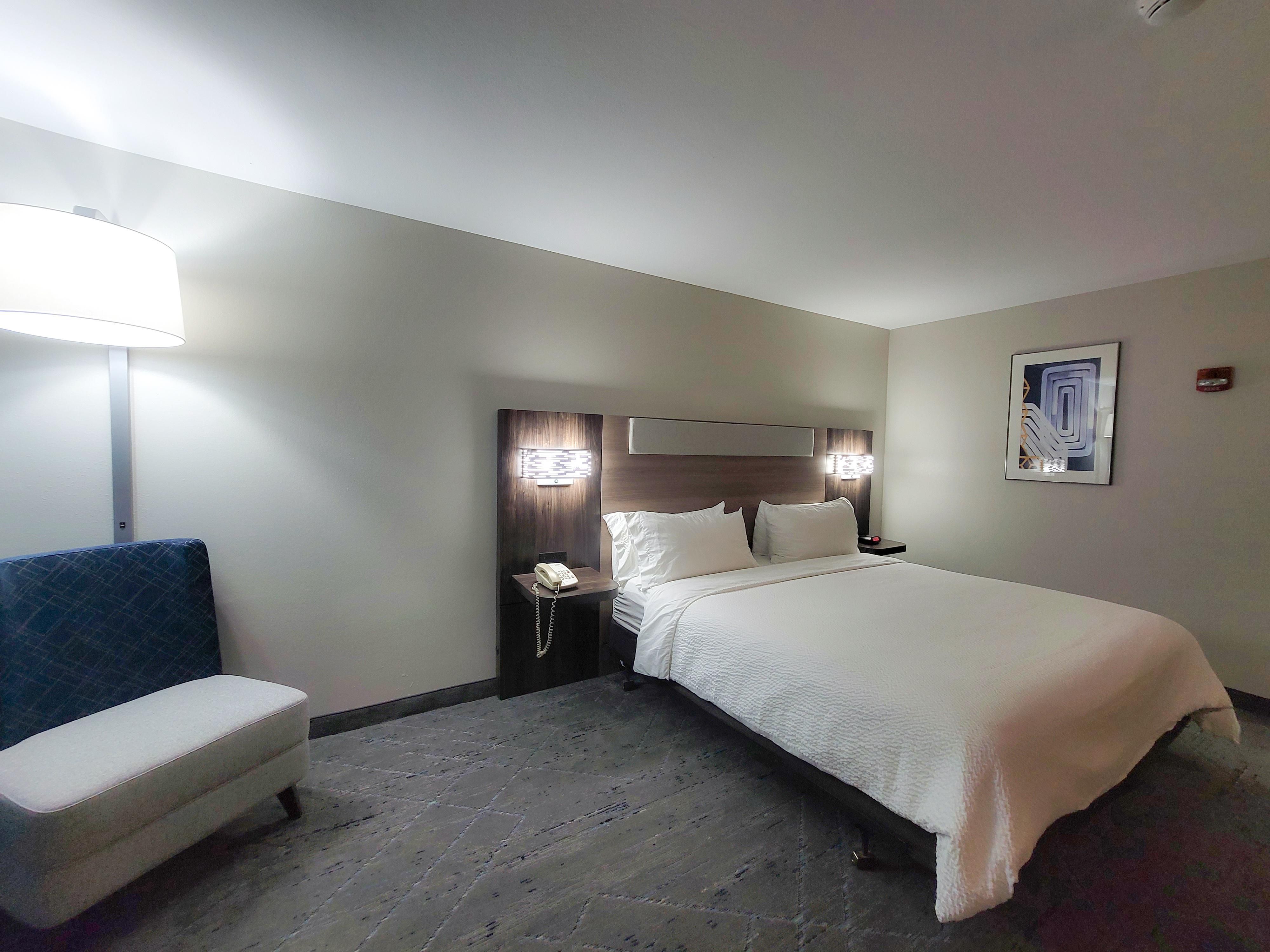 Affordable Hotel in Enid, OK | Holiday Inn Express & Suites Enid-Hwy 412