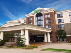 Holiday Inn Express & Suites Erie (Summit Township)