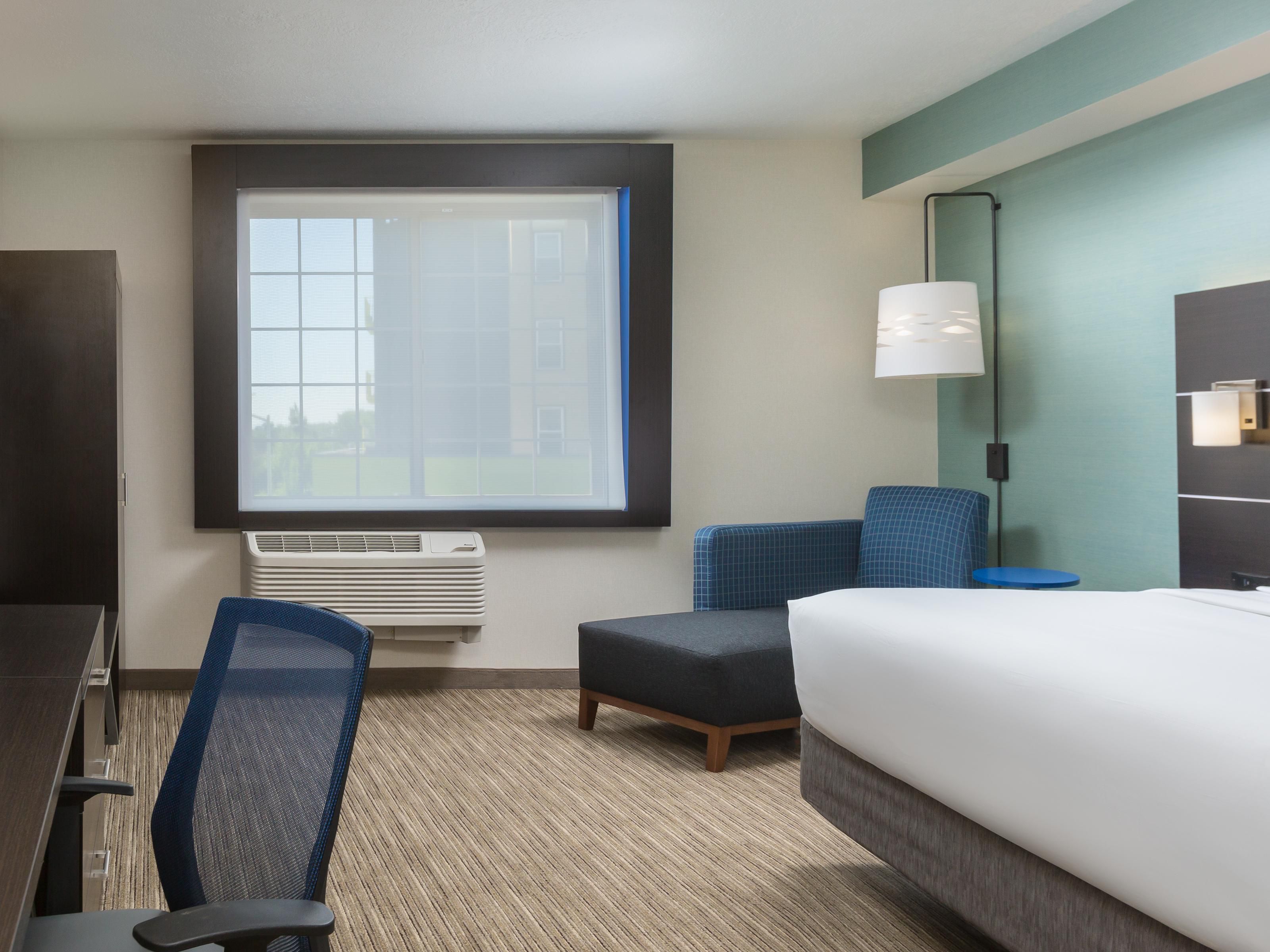 King sized bed with lounge chair and large work space.  Free WIFI.