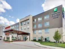 Holiday Inn Express & Suites Dallas NW - Farmers Branch in Irving, Texas