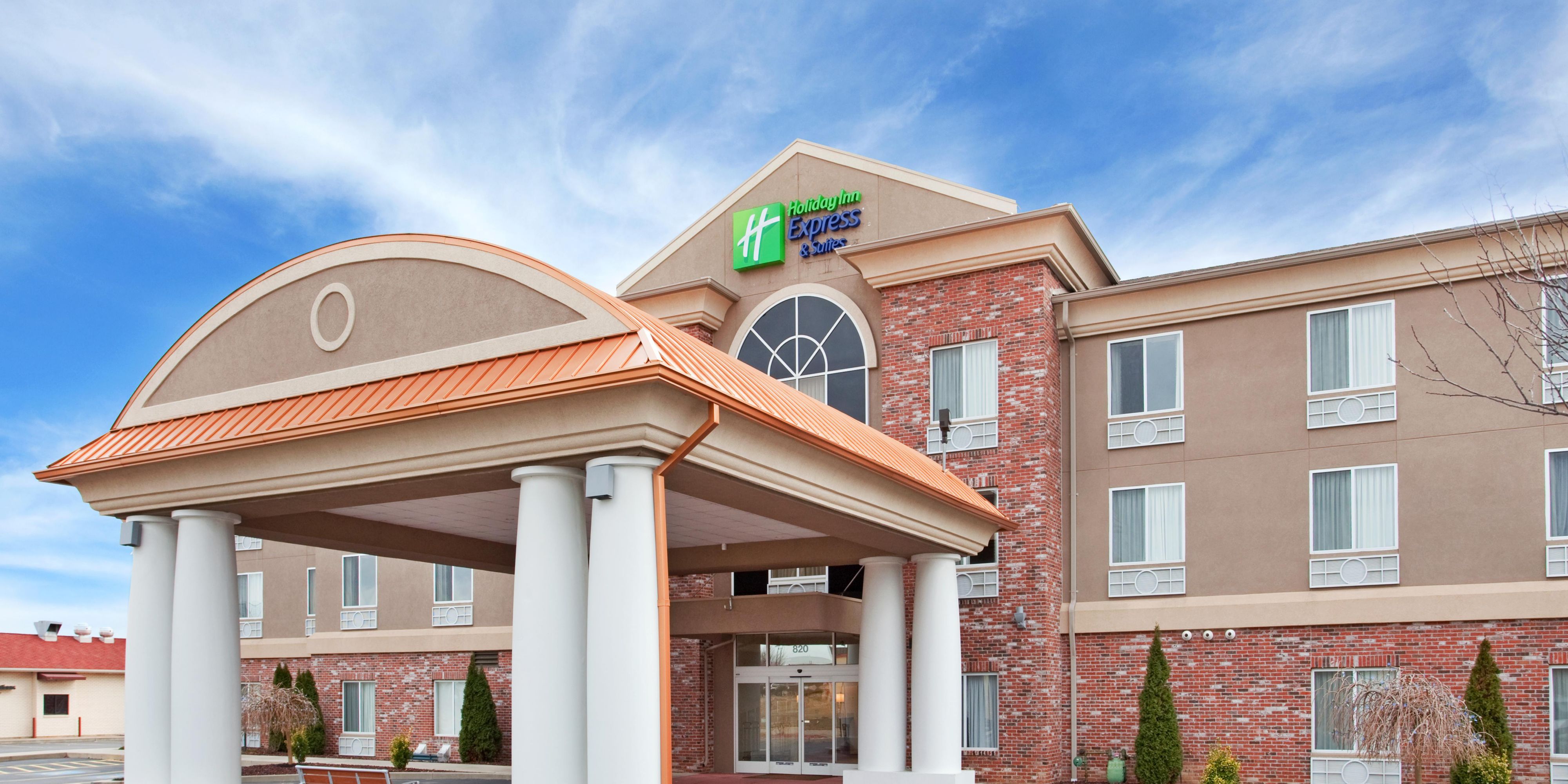 Holiday Inn Express & Suites Farmington