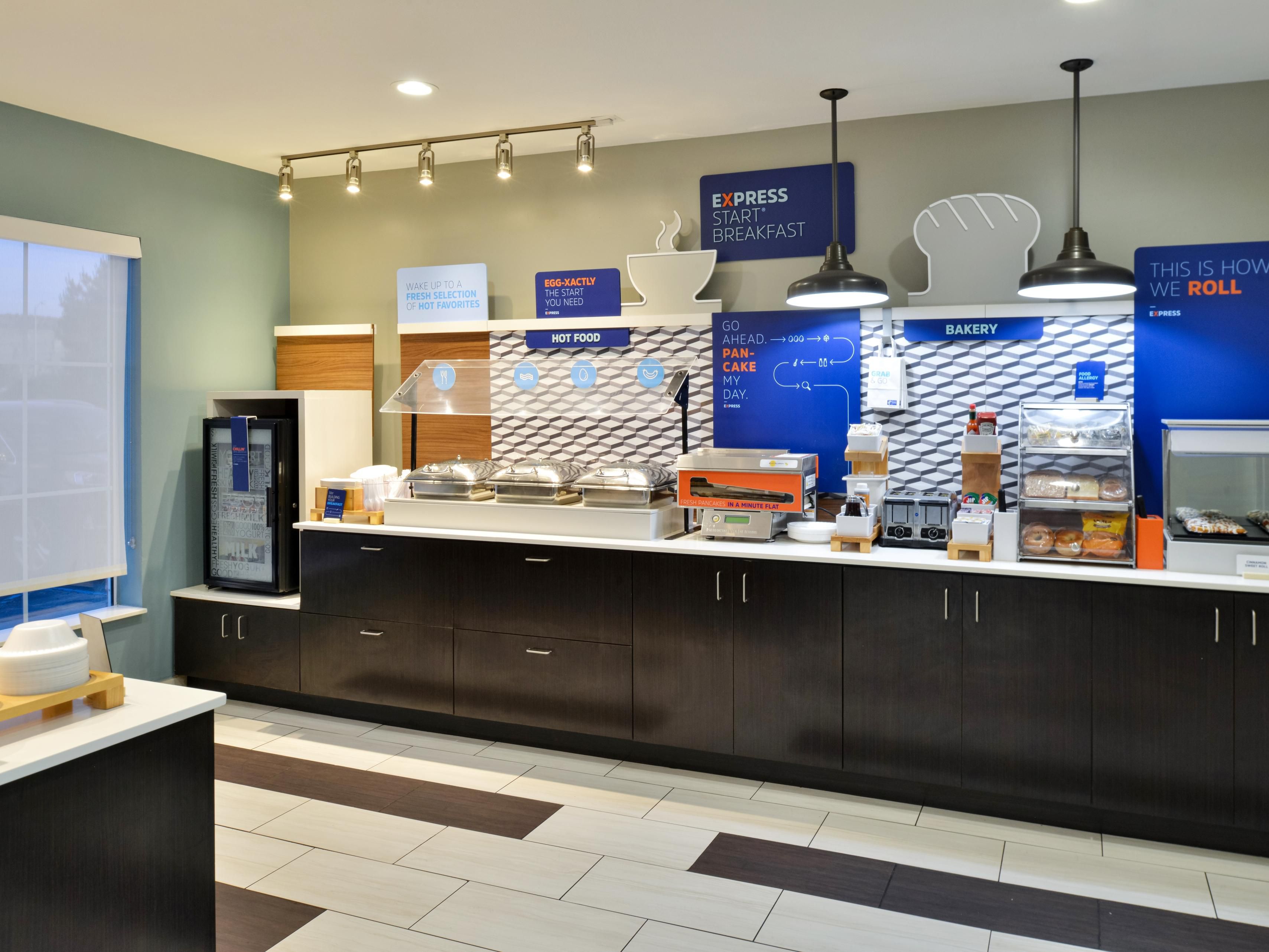 Kickstart your day right with our hot buffet breakfast! Enjoy a variety of tempting options, from fluffy pancakes and crispy bacon to fresh fruit and savory omelets, you are sure to find something to start your day off right. 