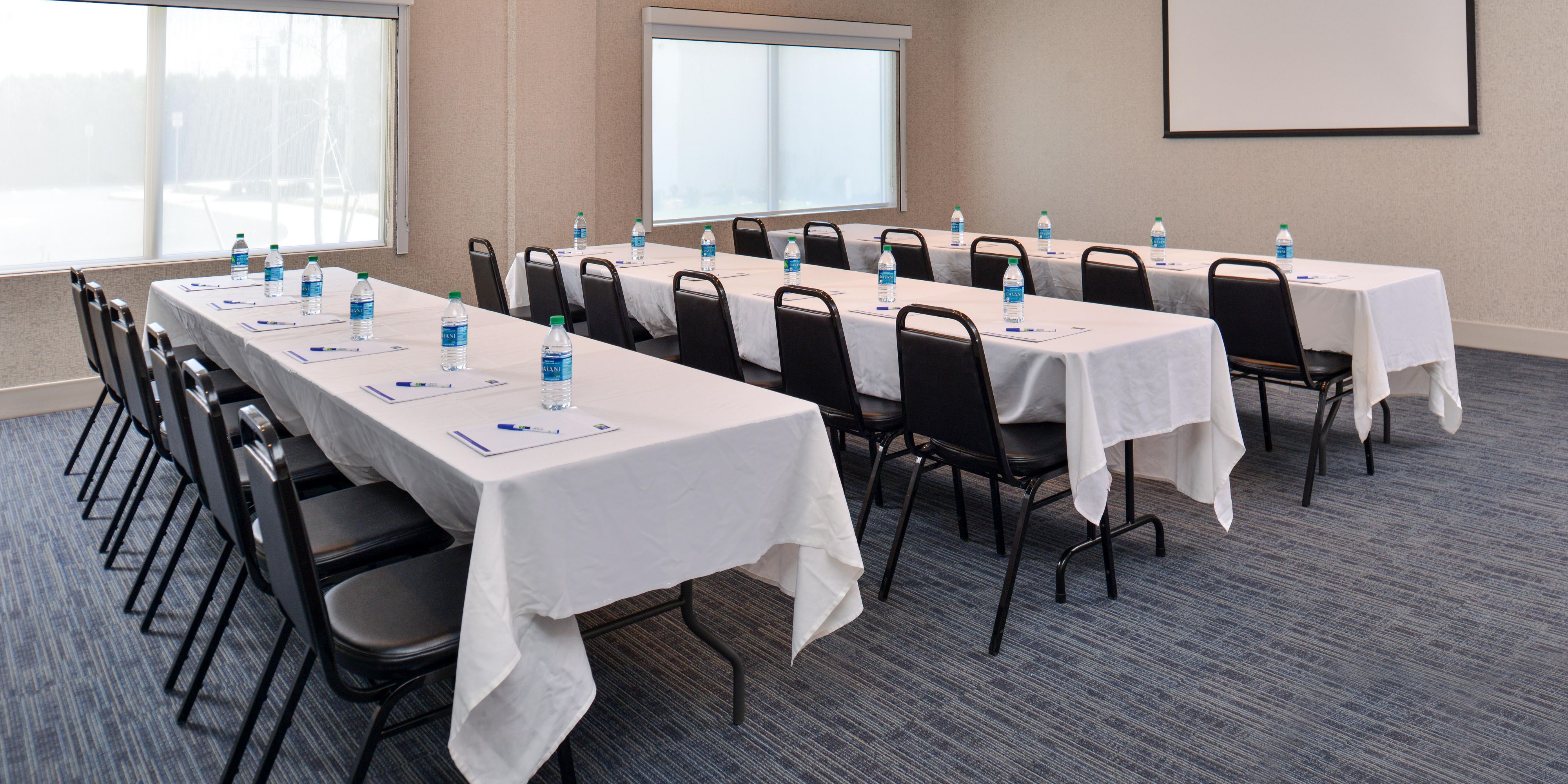 Have your next meeting or function with us in our spacious meeting facilities!  Two meeting rooms to seat up to 45 people - Classroom, U-shape and L-shape.  For both business and pleasure, choose Holiday Inn Express & Suites Farmington Hills!
