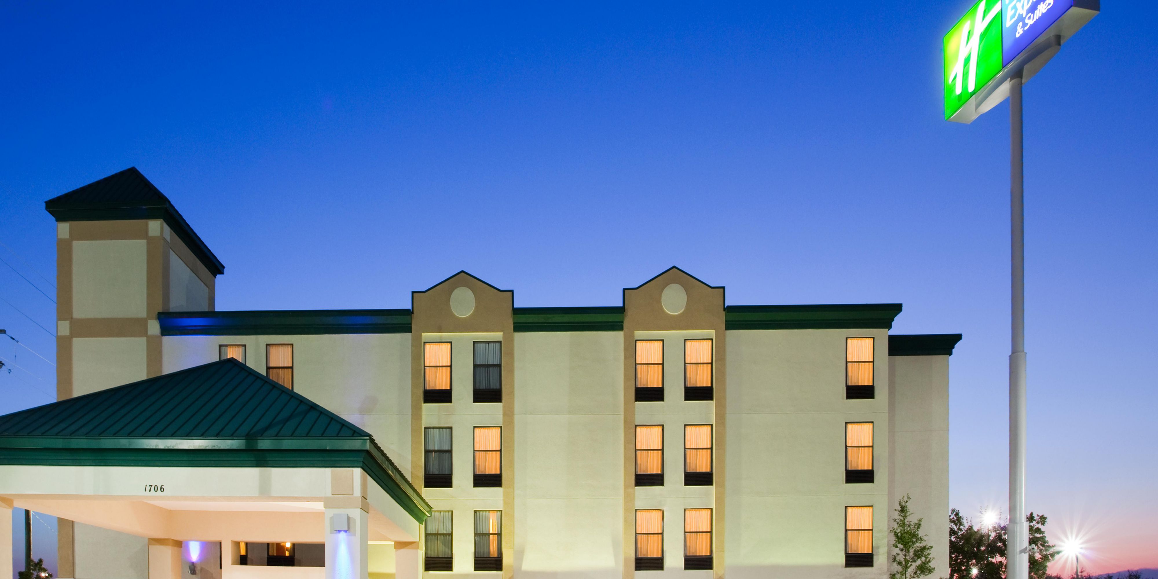 Holiday Inn Express & Suites Fayetteville-Ft. Bragg