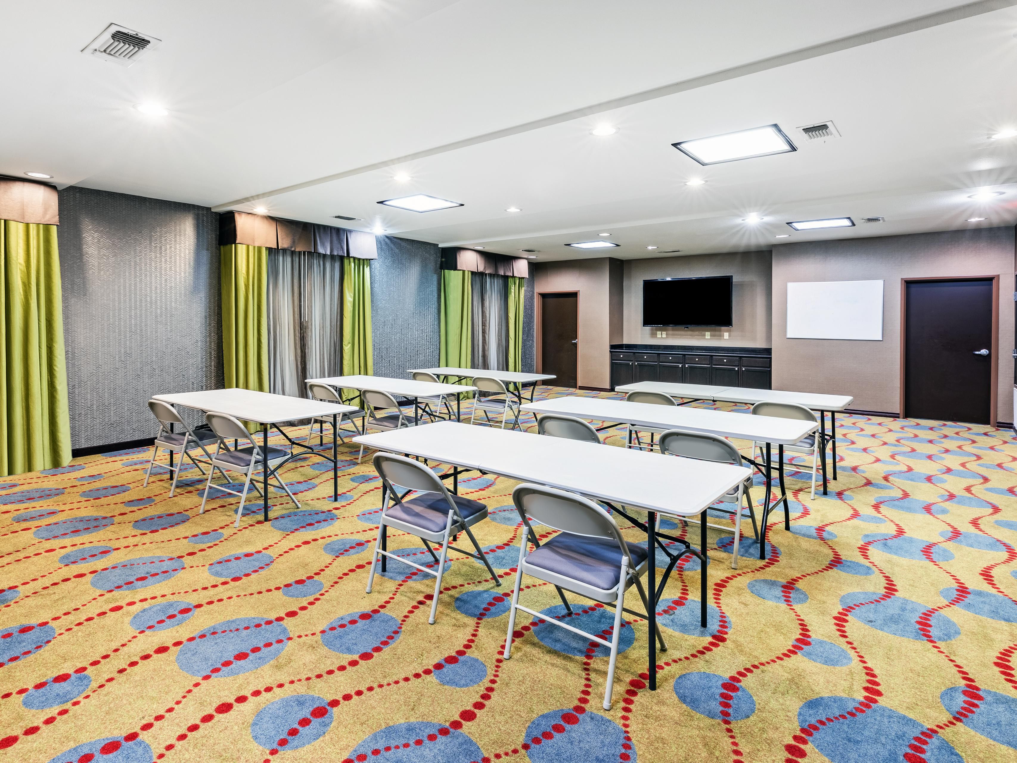We have the Perfect Event Space for your Wedding, Social Gathering, or Reunion.
Special discounts await when presenting your State ID.  