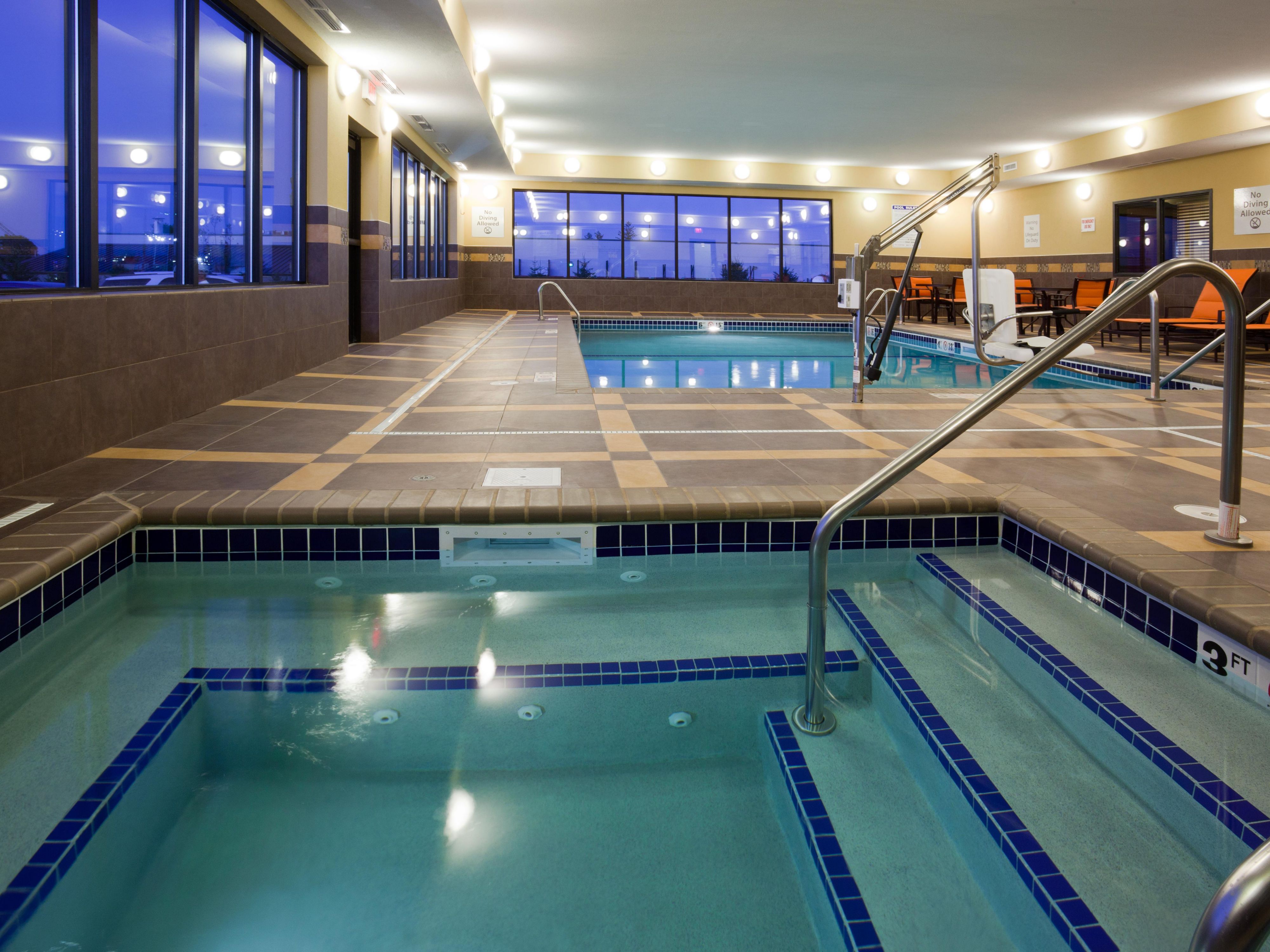 When staying with us, enjoy free use of our heated indoor pool and hot tub. If you need to get your workout in, use our complimentary fitness center complete with treadmills, elliptical, bike, free weights, and yoga mats.

