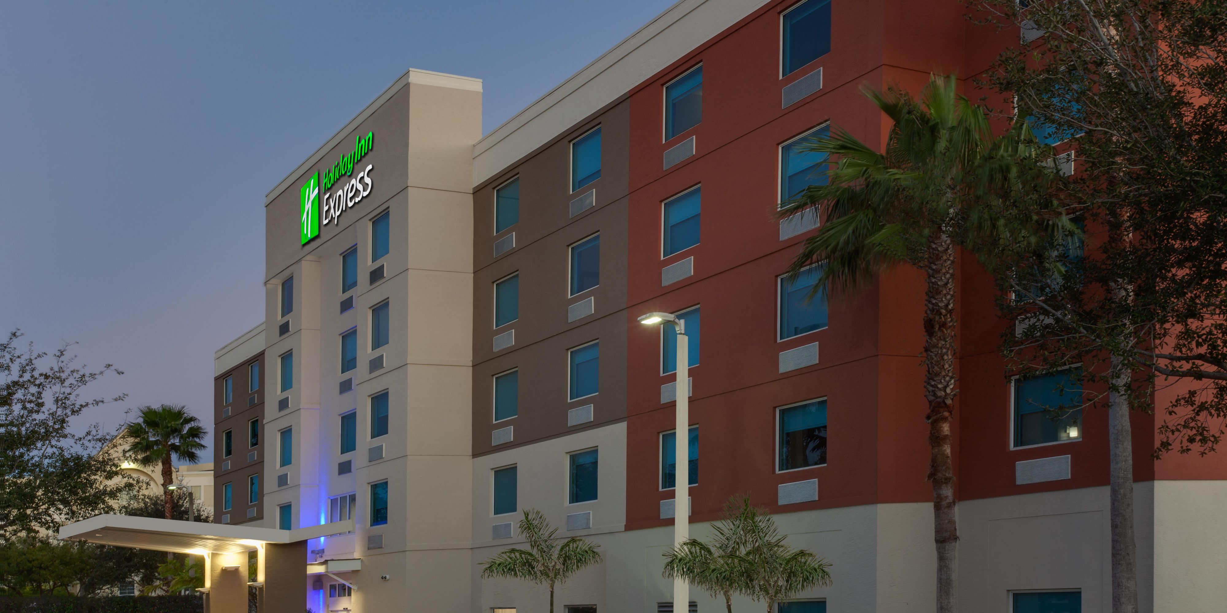 Holiday Inn Express & Suites Ft. Lauderdale Airport/Cruise Hotel by IHG