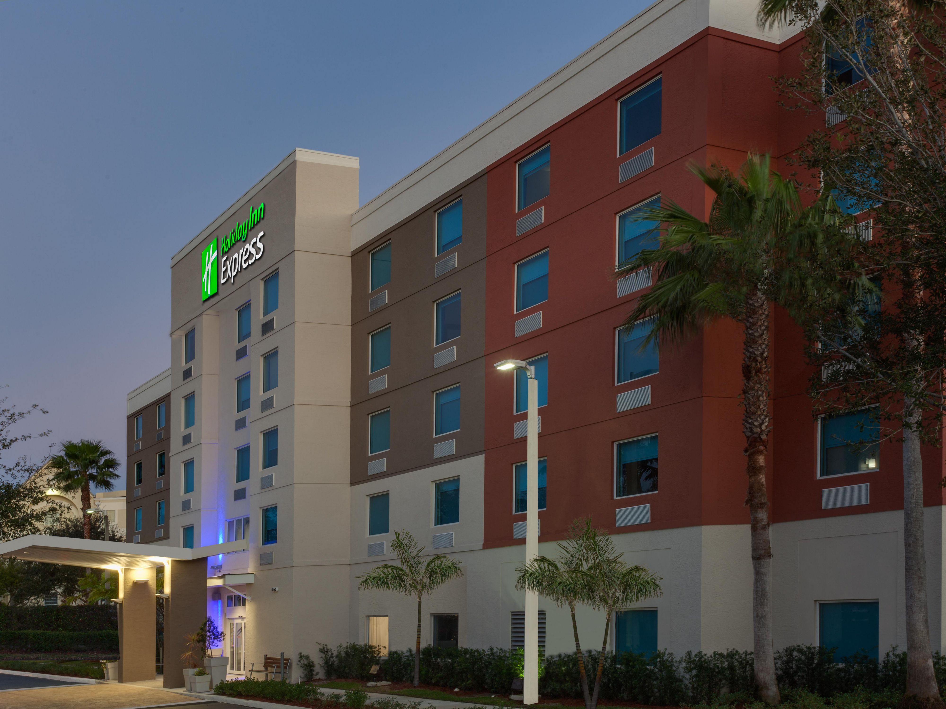 Ft Lauderdale Airport Hotels  Holiday Inn Express & Suites Ft. Lauderdale  Airport/Cruise