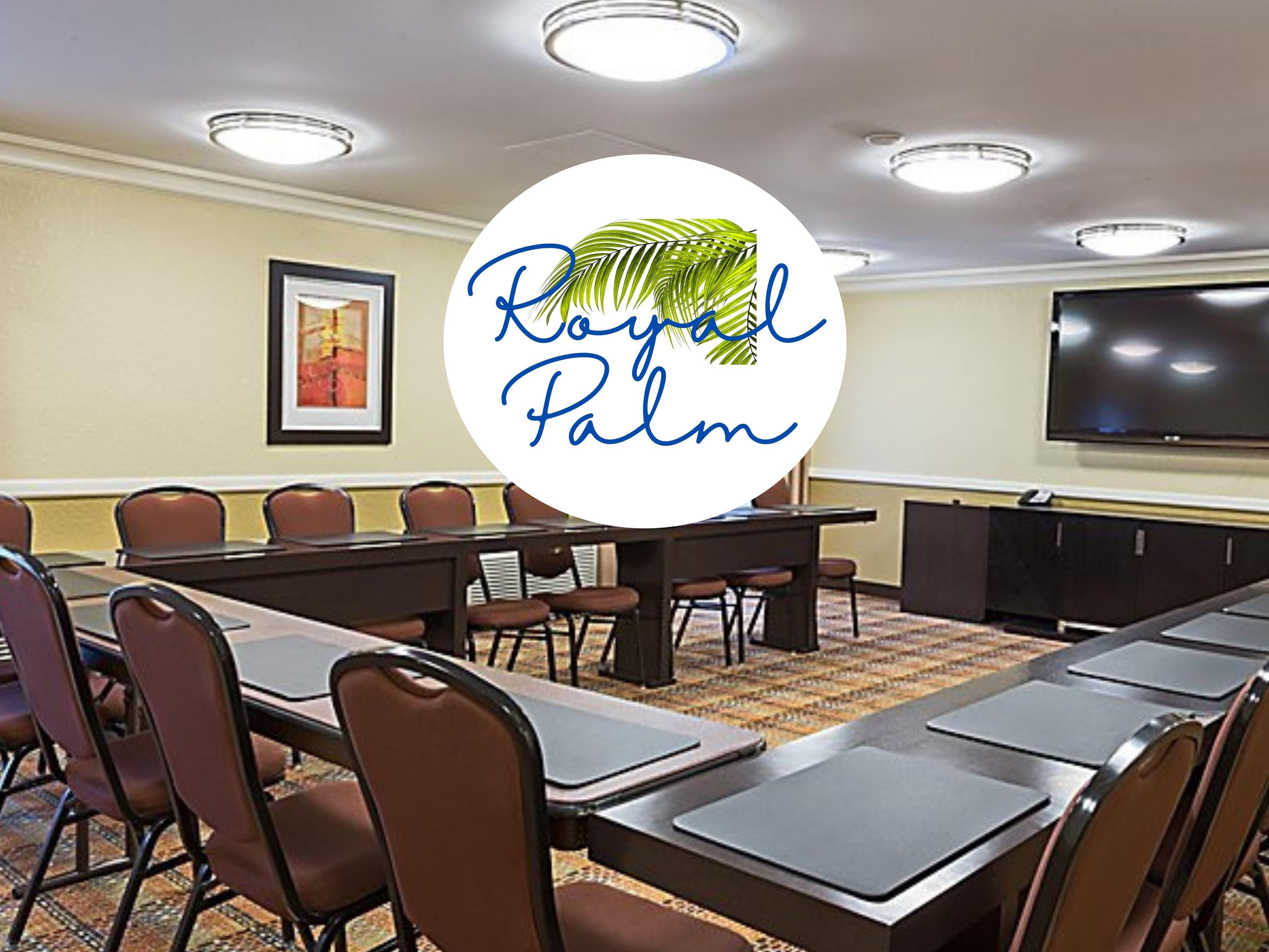 On the 1st floor, the Royal Palm Room has a “Let’s Do This” feel.  As your walking into the pre-set meeting room, you and your guest will be ready to get down to business.  Professional training, workshops, seminars, hiring, educational classes can be here. 
Don’t forget IHG®  Business Rewards members earn 3 Points per $1 on qualifying events. 
